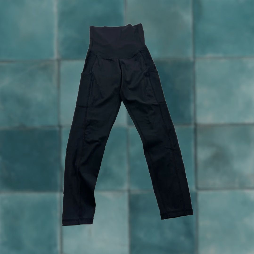 Quince Quince Maternity Leggings Black XS Compression Performance Pockets Womens Size 26" / US 2 / IT 38 - 1 Thumbnail