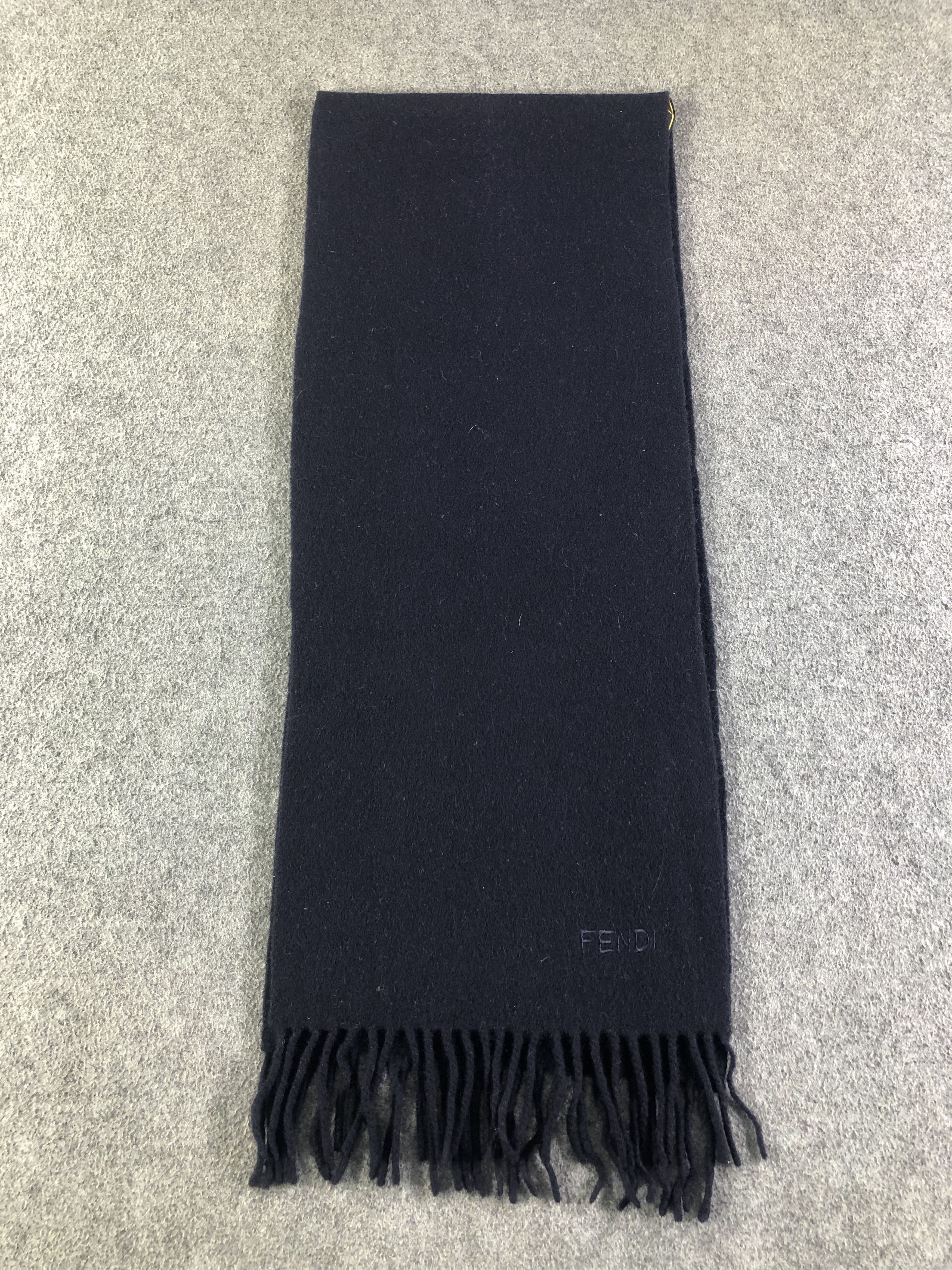Vintage Fendi Plain Scarf / Muffler / Neckwear SS1294 Size ONE SIZE - 3 Thumbnail