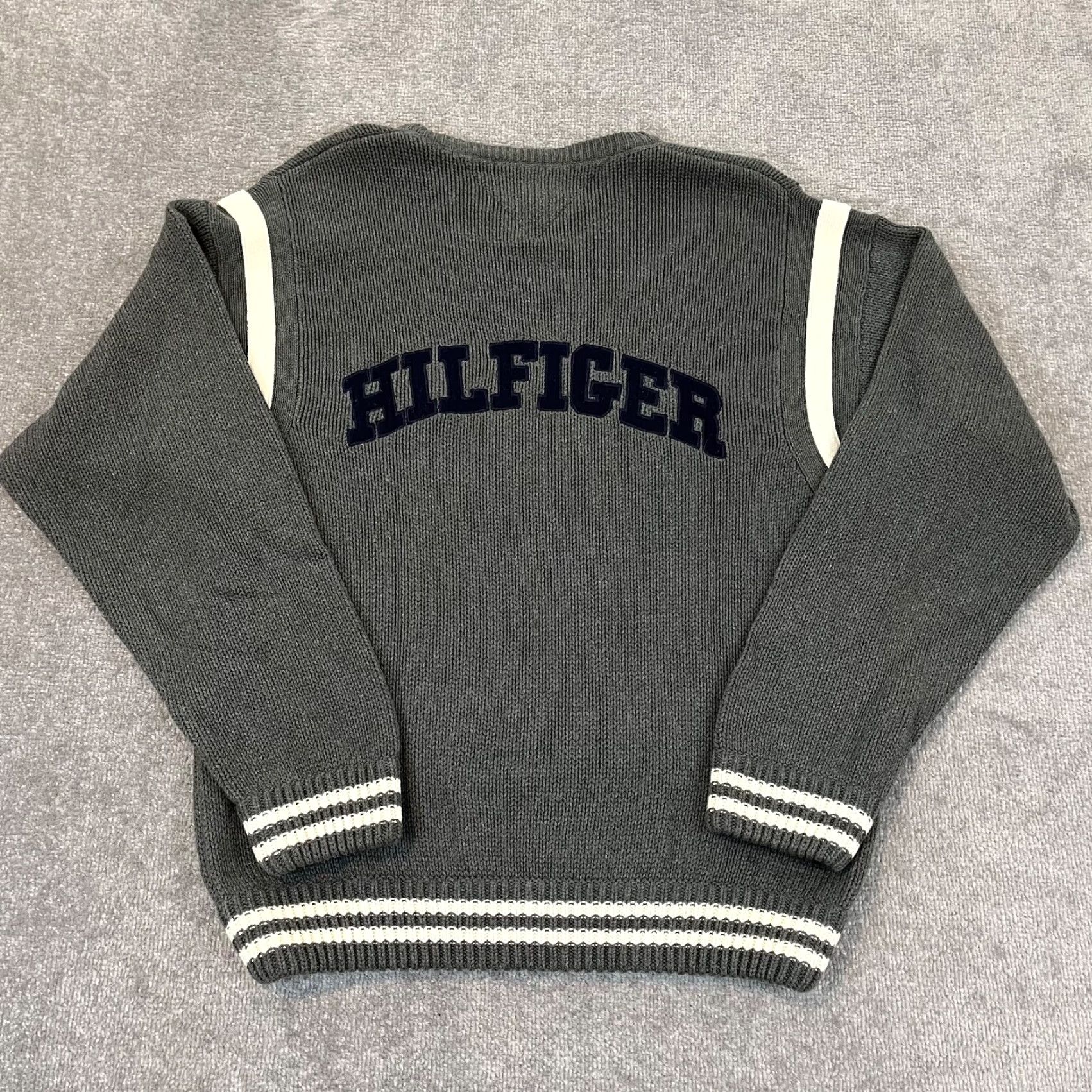 Tommy Hilfiger Tommy Hilfiger Sweater Mens 2XL Gray Heavyweight Knit Crewneck 90s Vintage Designer Classic Size US XXL / EU 58 / 5 - 2 Thumbnail
