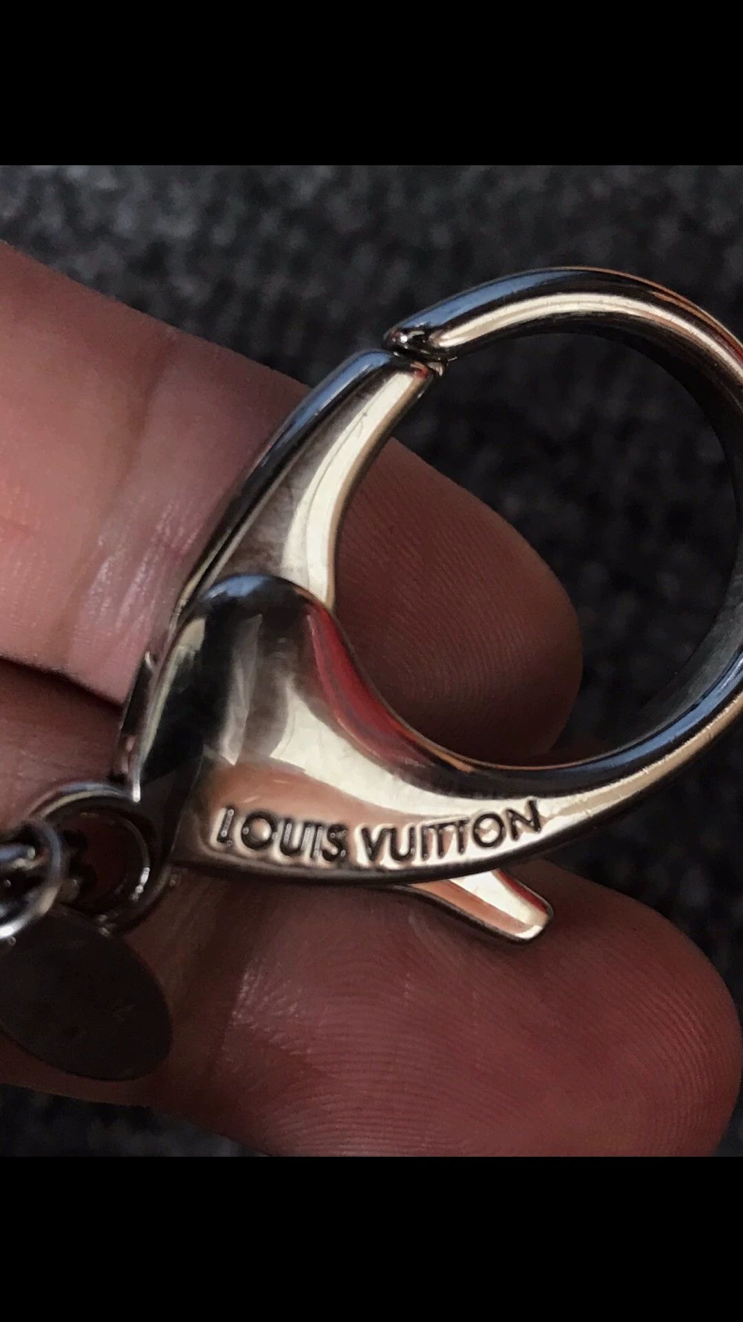 Louis Vuitton Louis Vuitton New Water Wave Bag Charm Keychain Size ONE SIZE - 4 Thumbnail