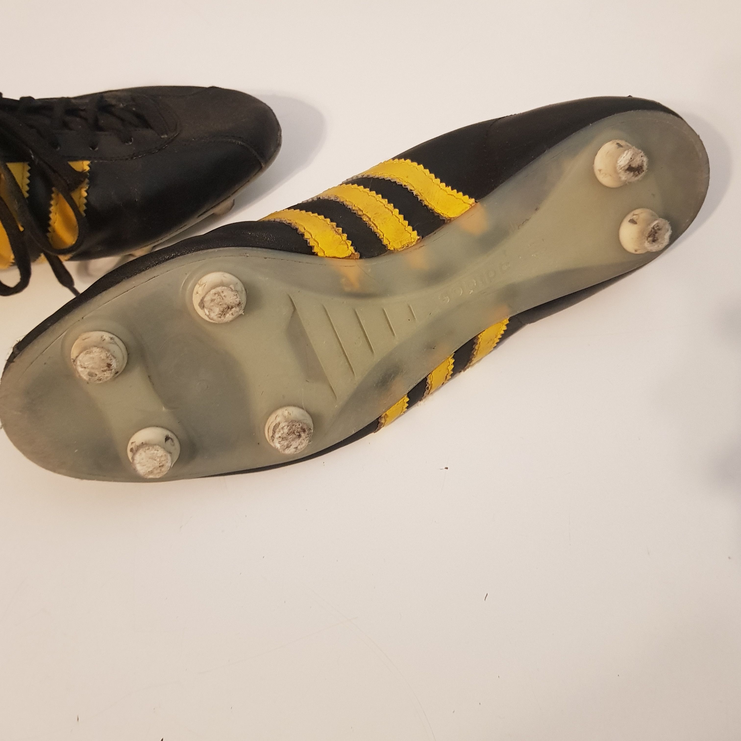Adidas Adidas Beckenbauer Super 1970s West Germany US8 Rare Size US 8 / EU 41 - 7 Thumbnail