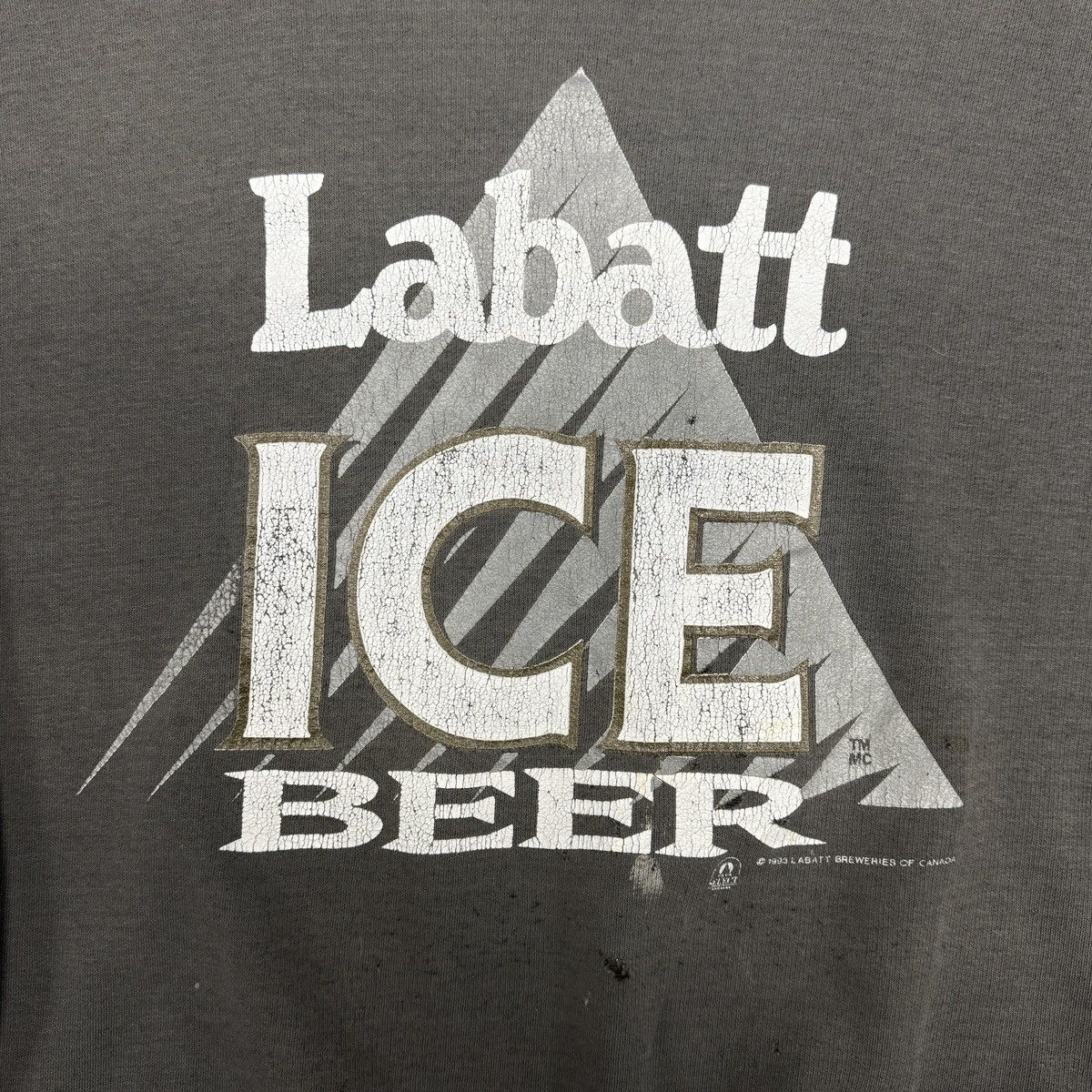 Vintage Vintage Labatt Beer Faded Distressed Size US L / EU 52-54 / 3 - 8 Thumbnail