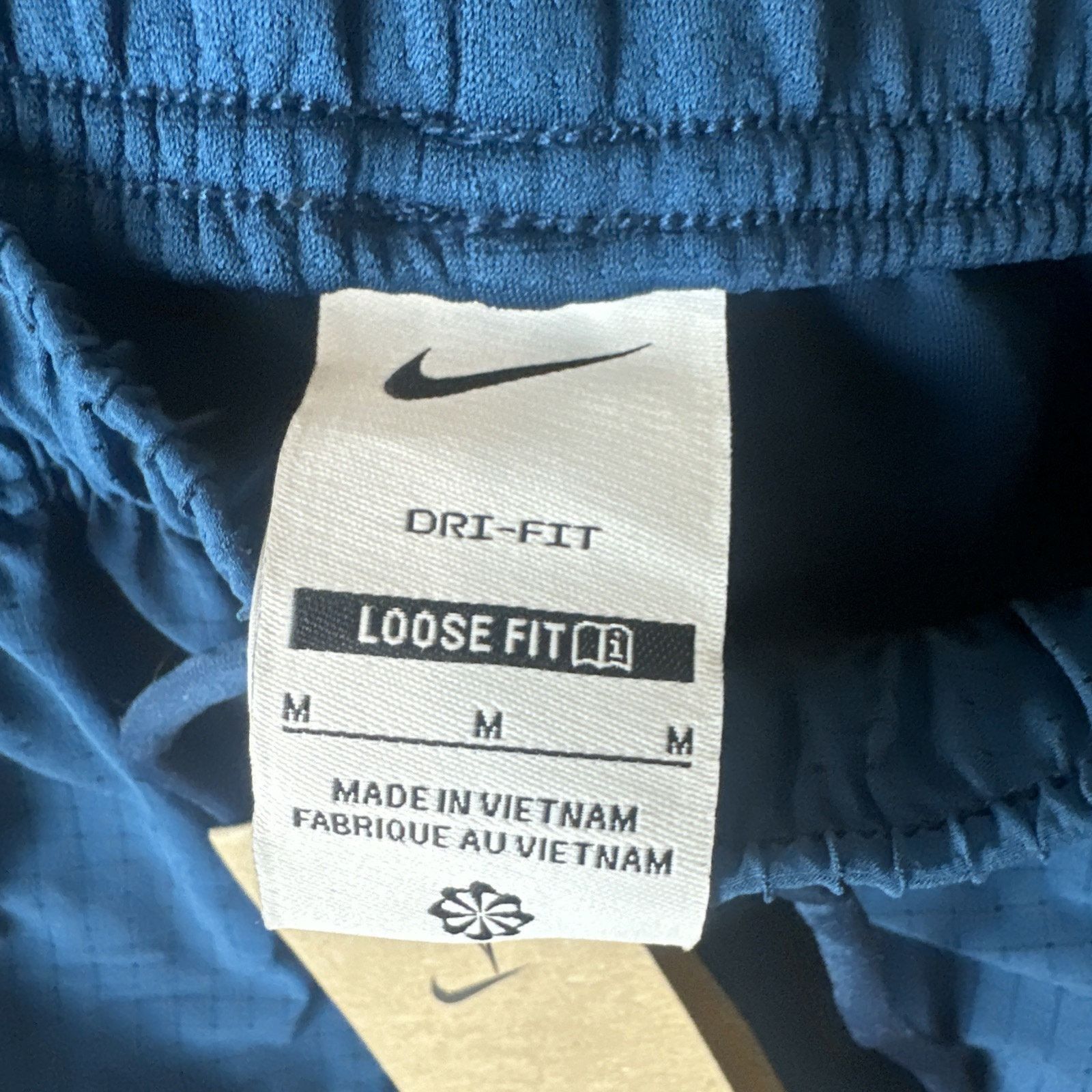 Nike New! Nike Dri-Fi SabrinaBasketball Shorts! Women's/Unisex M Size 26" / US 2 / IT 38 - 8 Thumbnail