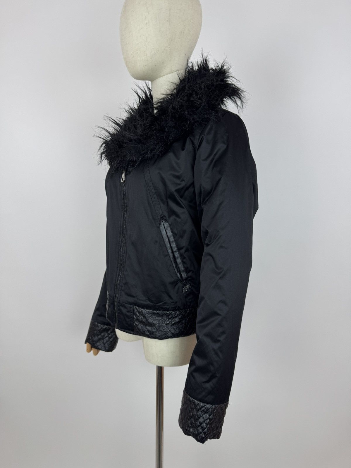 Miss Sixty Miss Sixty Fur Trim Jacket Avant Garde style black Bomber Size S / US 4 / IT 40 - 3 Thumbnail