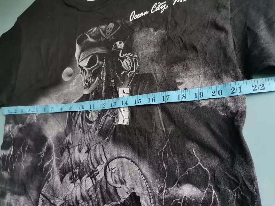Vintage Vintage Skulls Pirates Rare Design Full Print Size US L / EU 52-54 / 3 - 6 Thumbnail