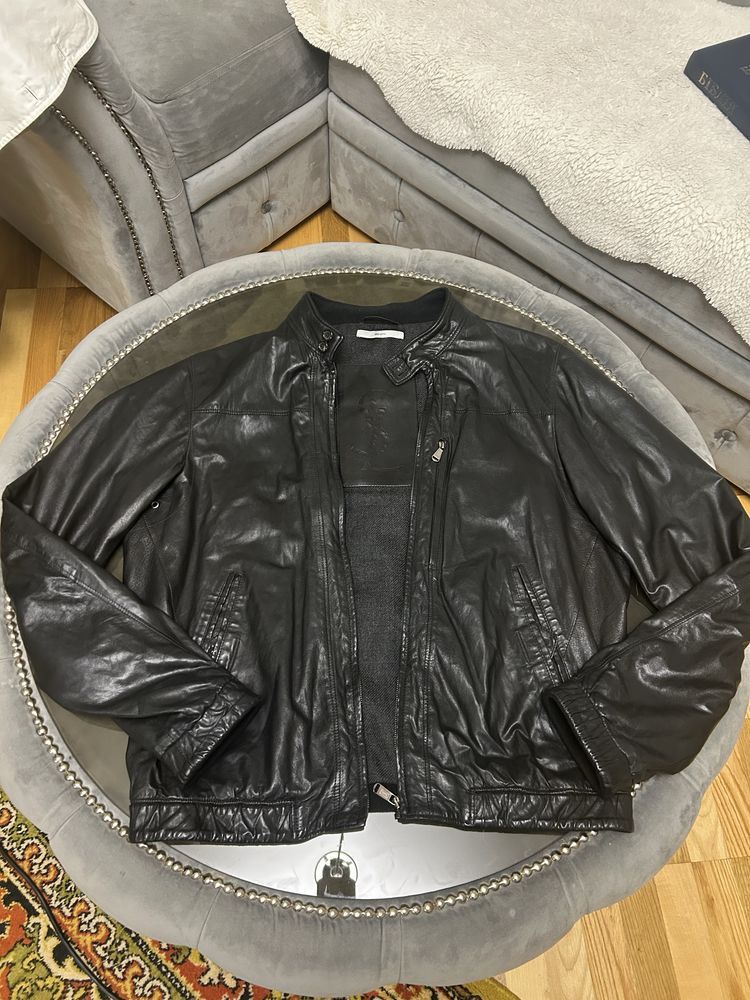 Yves Saint Laurent Yves Saint Laurent Leather Jacket Size US L / EU 52-54 / 3 - 1 Thumbnail