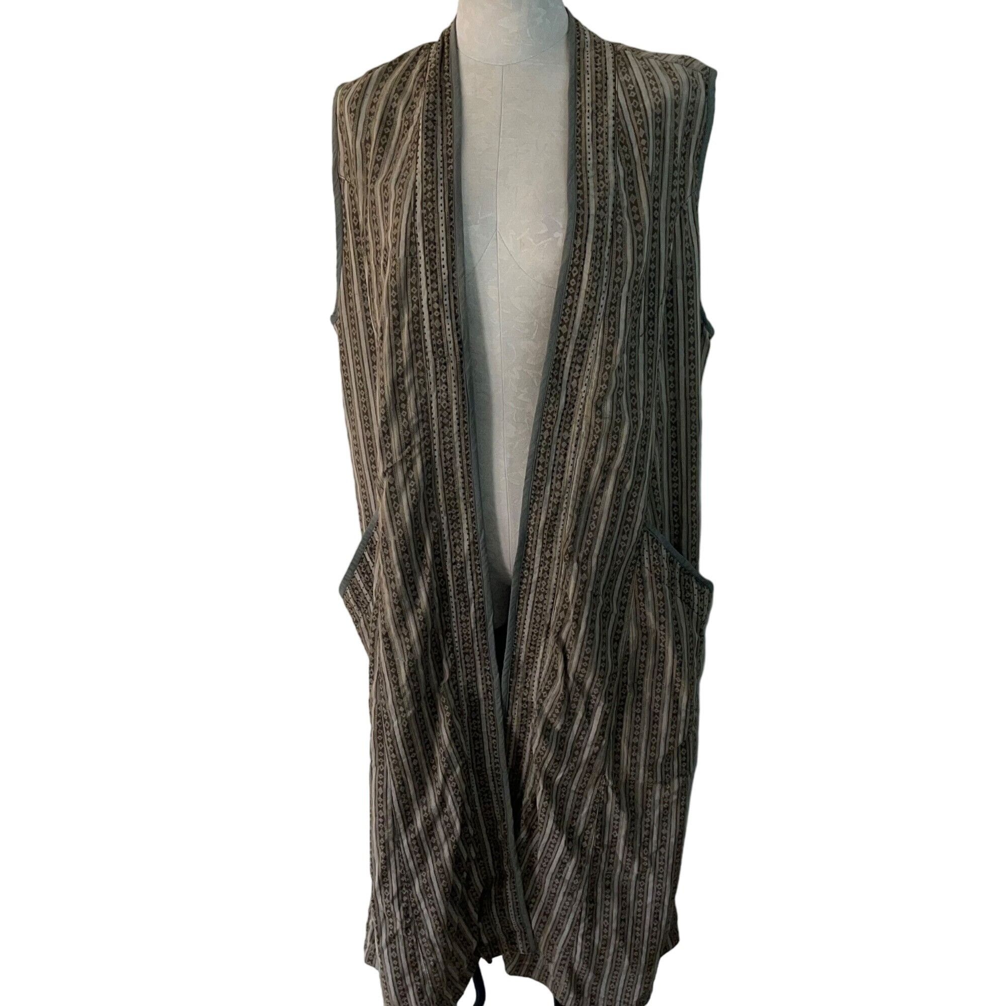 image of Vintage Womens Vest Size XL Tan Lined Maxi Pockets Bohemian