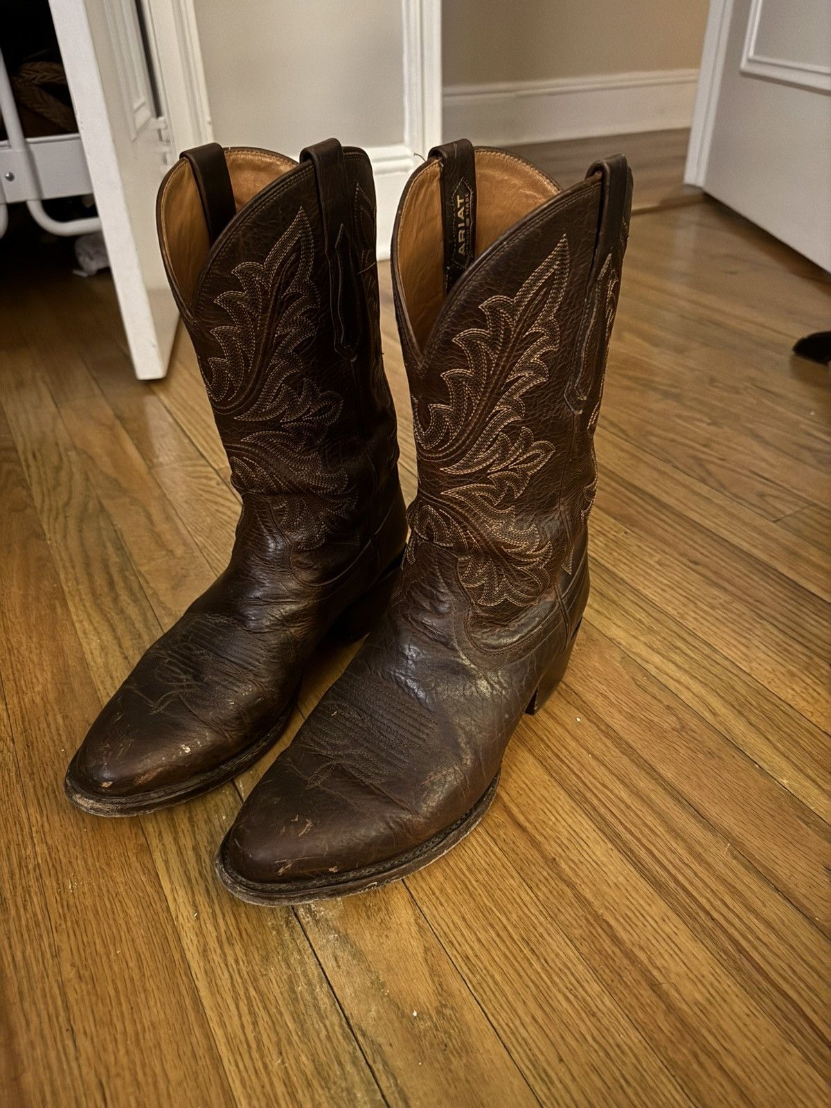 Ariat Ariat Bench Made James Size US 9 / EU 42 - 2 Thumbnail