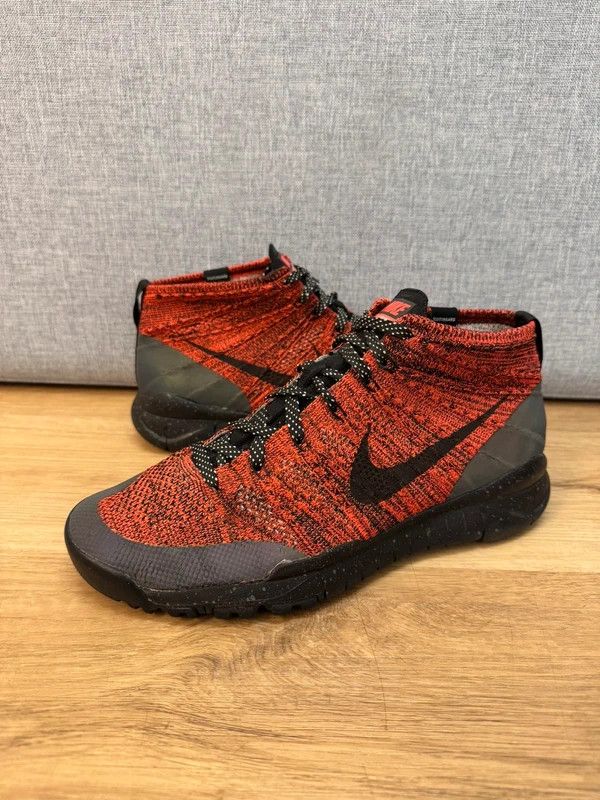 Nike Nike Flyknit Trainer Trnr Chukka FSB Bright Crimson size 43 Size US 10 / EU 43 - 1 Thumbnail