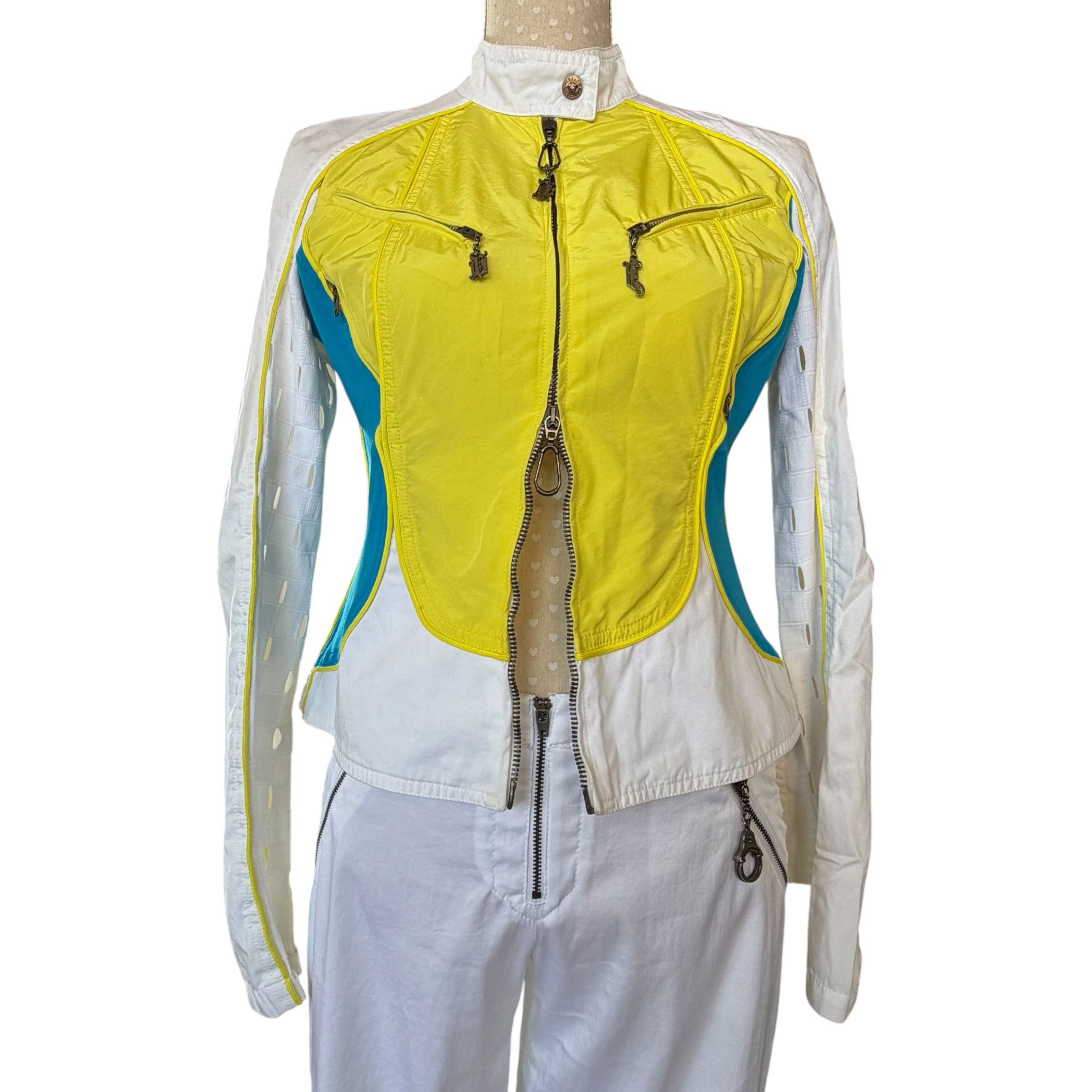 Versace VERSACE JEANS COUTURE VINTAGE BIKER SET Size 28" / US 6 / IT 42 - 3 Thumbnail