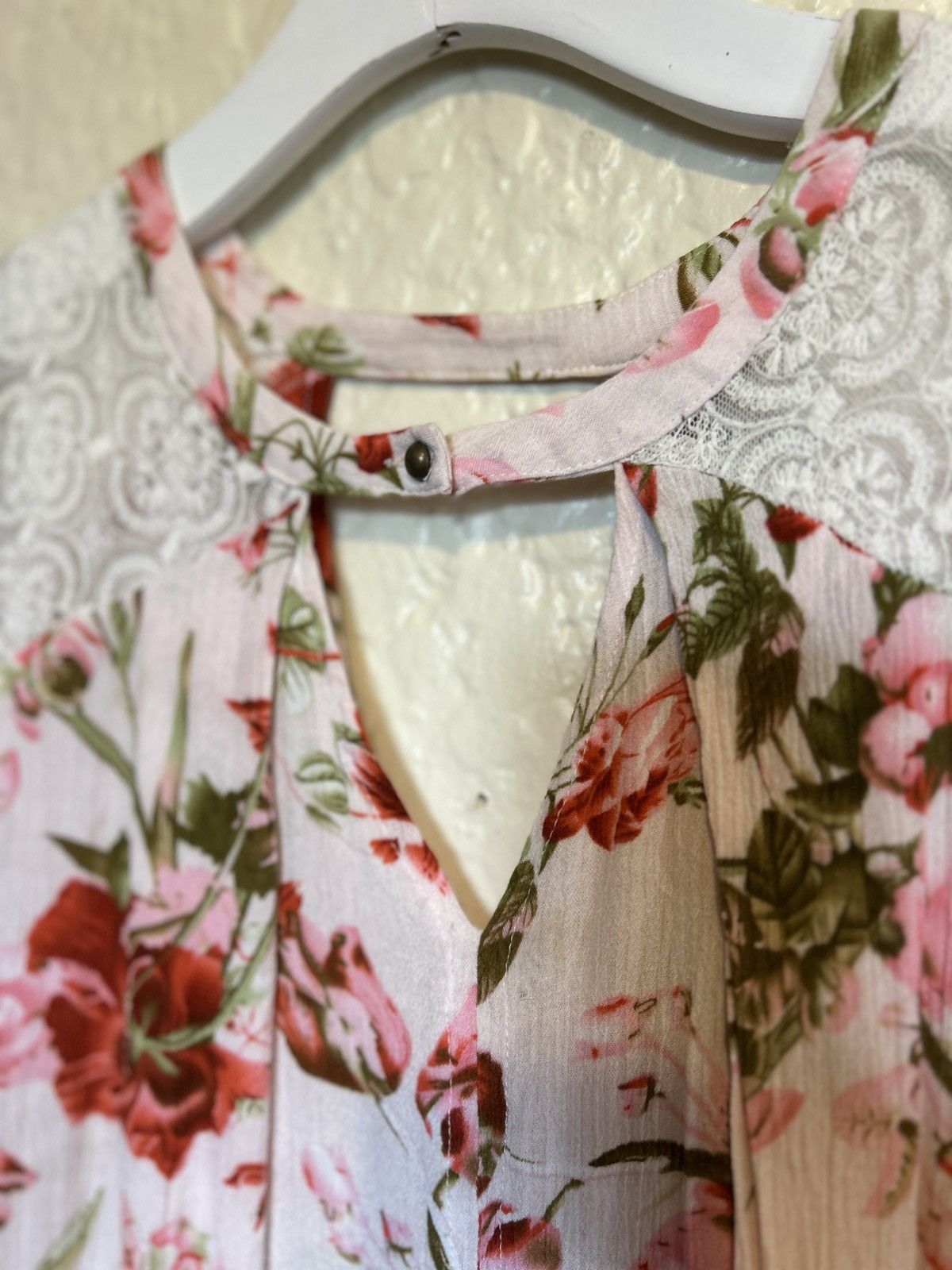 Other Umgee blush floral & lace dress 2xl Size XXL / US 16-18 / IT 52-54 - 6 Thumbnail