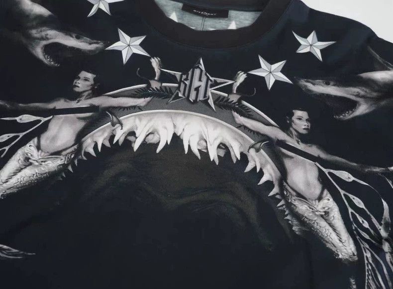 Givenchy Givenchy black shark mouth short sleeve Size US S / EU 44-46 / 1 - 5 Thumbnail
