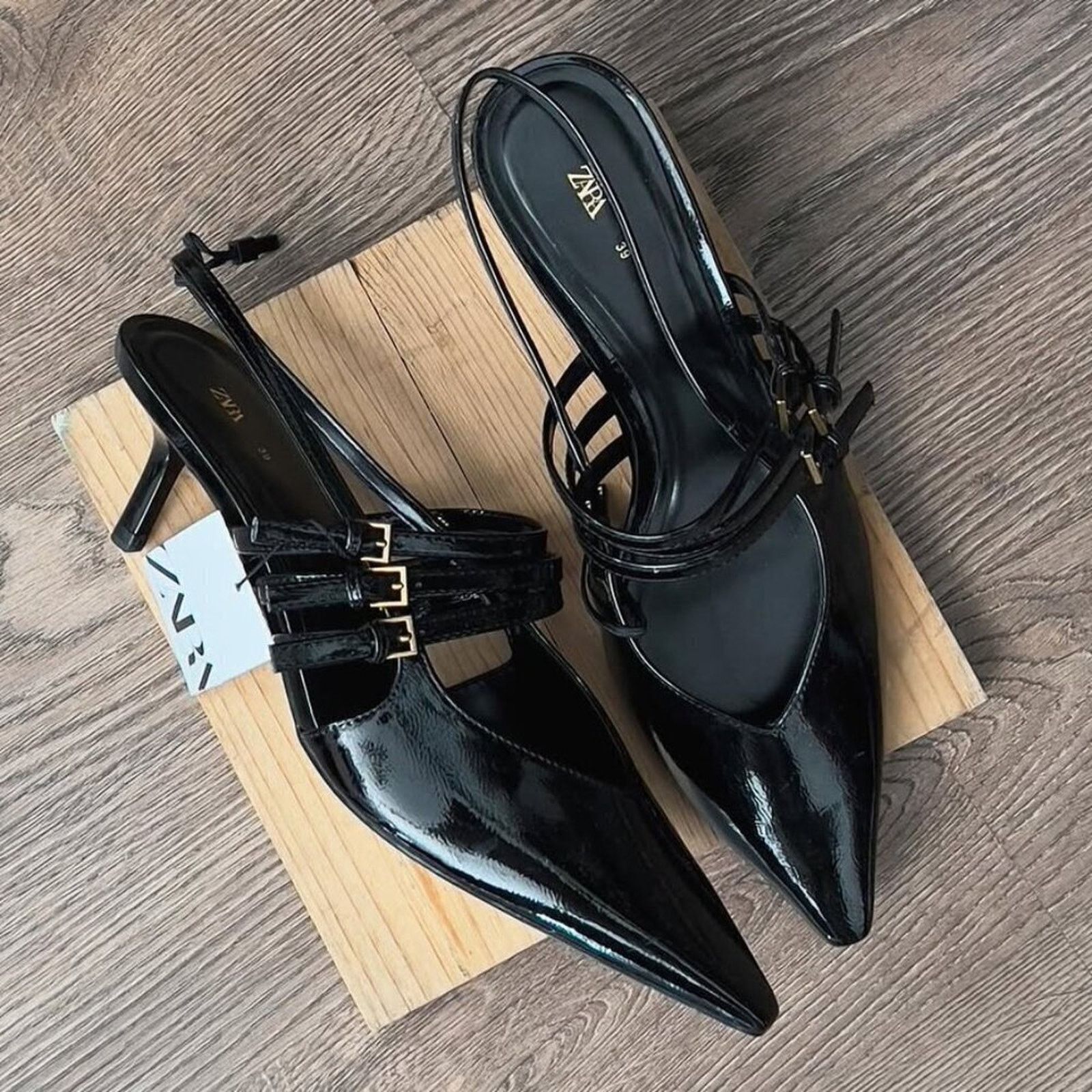 Zara ZARA Pointed Toe Buckled Heels Size US 7.5 / IT 37.5 - 8 Thumbnail
