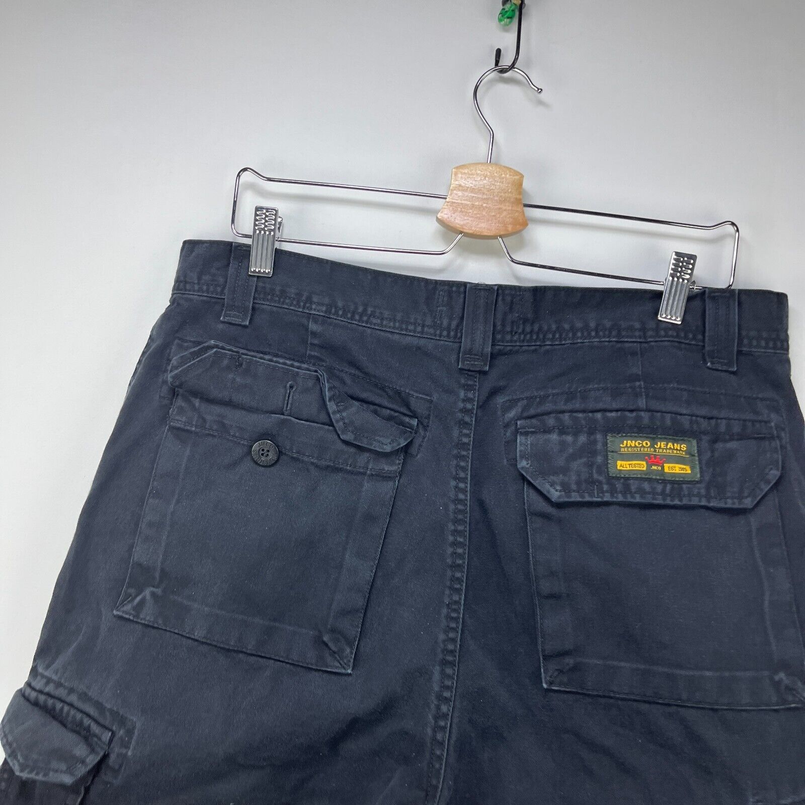 JNCO × Vintage Vintage JNCO Shorts Cargo Rare 36 Baggy Wide Leg Embroidered Size US 36 / EU 52 - 8 Thumbnail