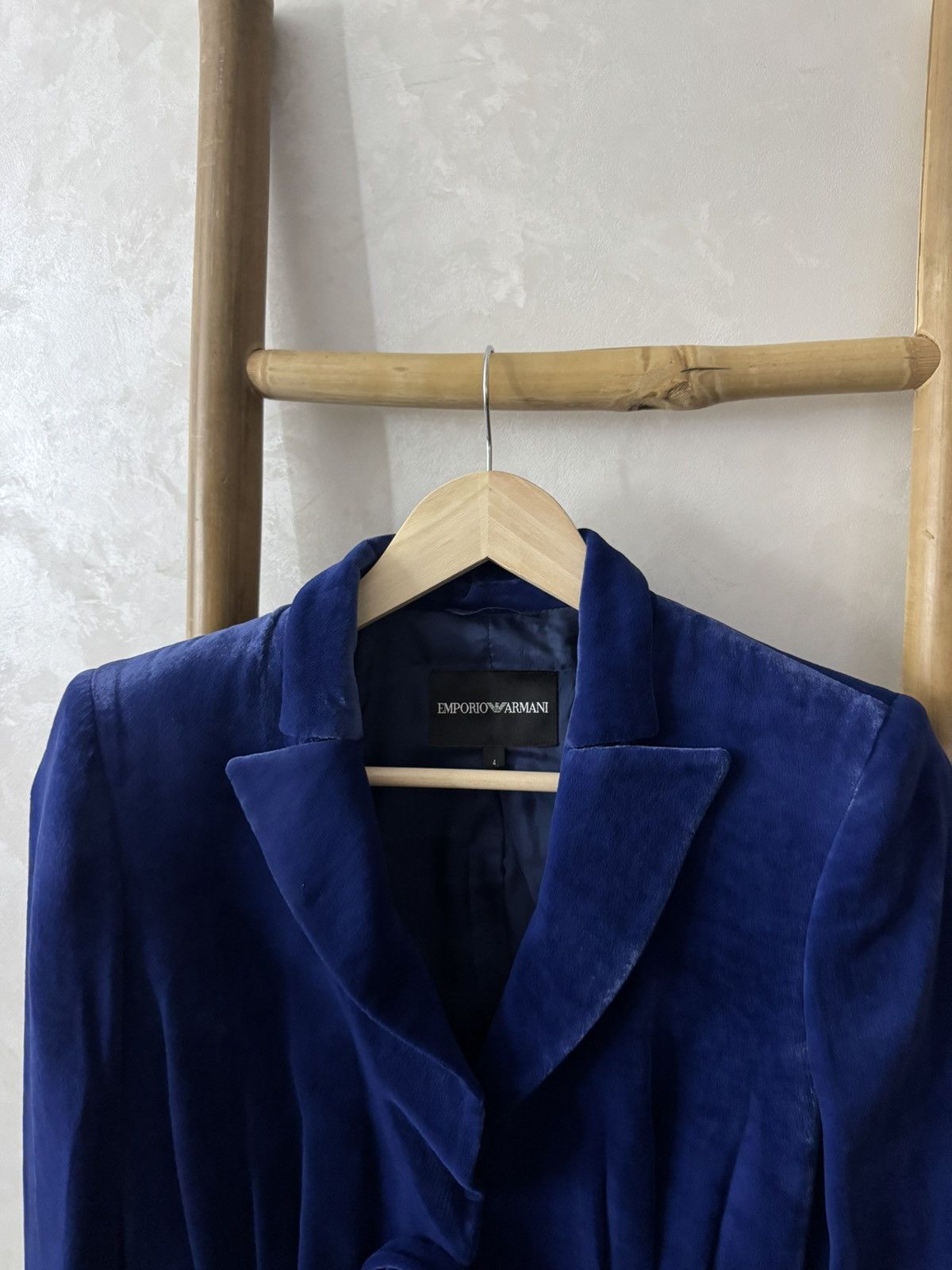 Emporio Armani × Giorgio Armani Emporio Armani Navy Blue Velvet Flowers Blazer Size XS / US 0-2 / IT 36-38 - 4 Thumbnail