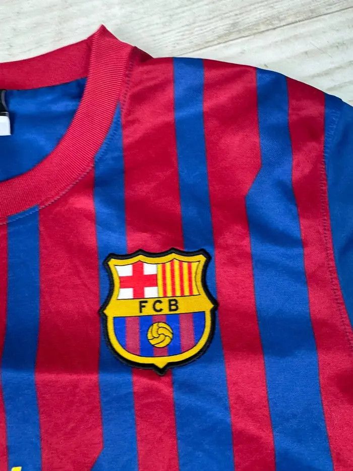 Nike Nike FC Barcelona 2011 2012 Messi #10 Home Shirt Jersey Size US L / EU 52-54 / 3 - 6 Thumbnail