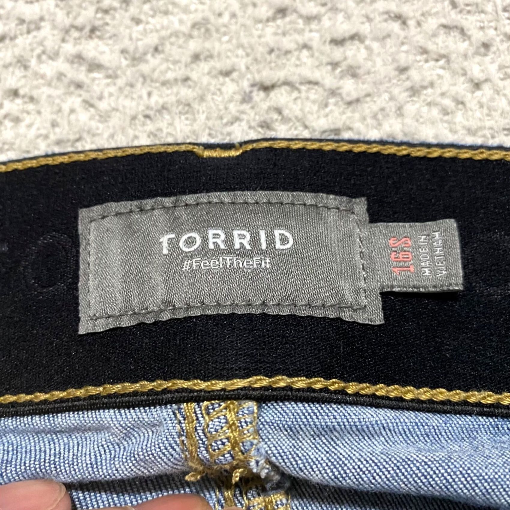Torrid Torrid Jeans Pants 16P Blue Denim Medium Wash Skinny High Rise Petite Women Jeans Size 38" / US 16 / IT 52 - 3 Thumbnail