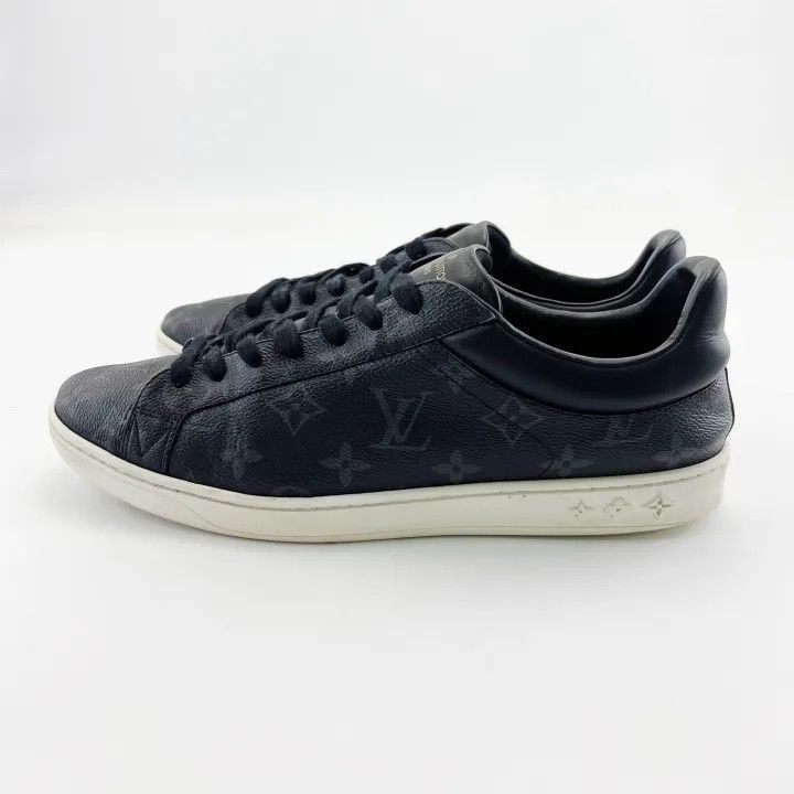 Louis Vuitton Louis Vuitton Stylish Low-Top Sneakers for Men -2508 Size US 8 / EU 41 - 1 Thumbnail