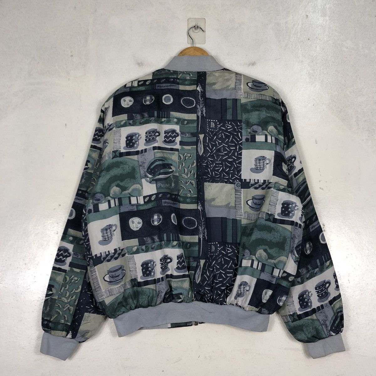 Vintage Hoard Nut Italian Design All Over Print Bombers Size US M / EU 48-50 / 2 - 7 Thumbnail