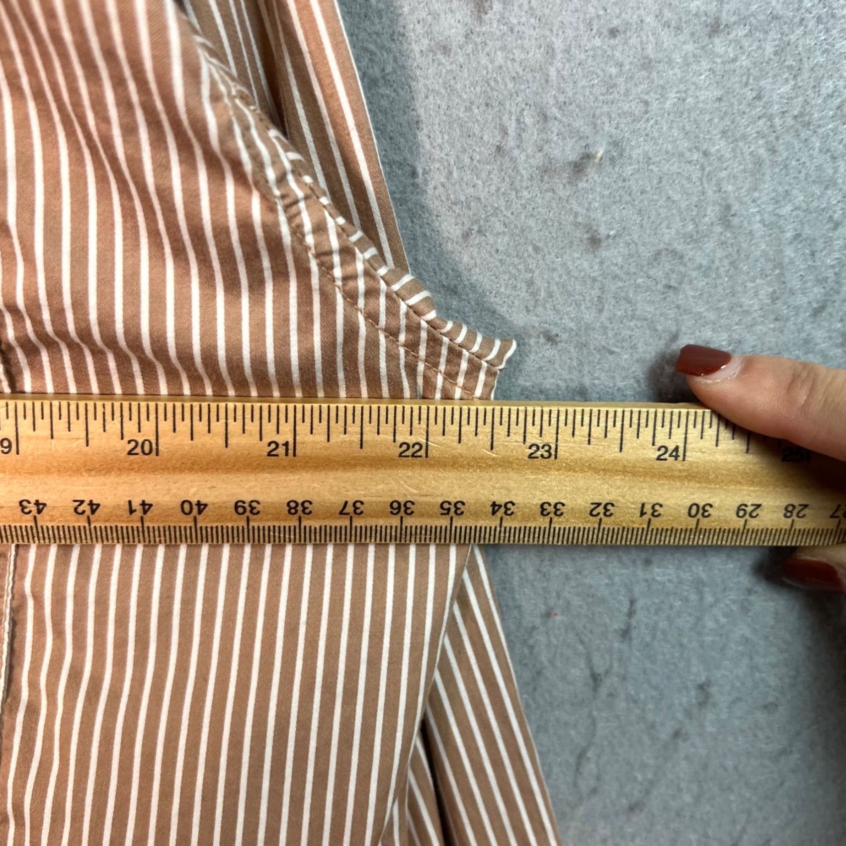 American Eagle Outfitters American Eagle Shirt Womens Size Small Striped Button-Down Brown Long Sleeve Size S / US 4 / IT 40 - 5 Thumbnail