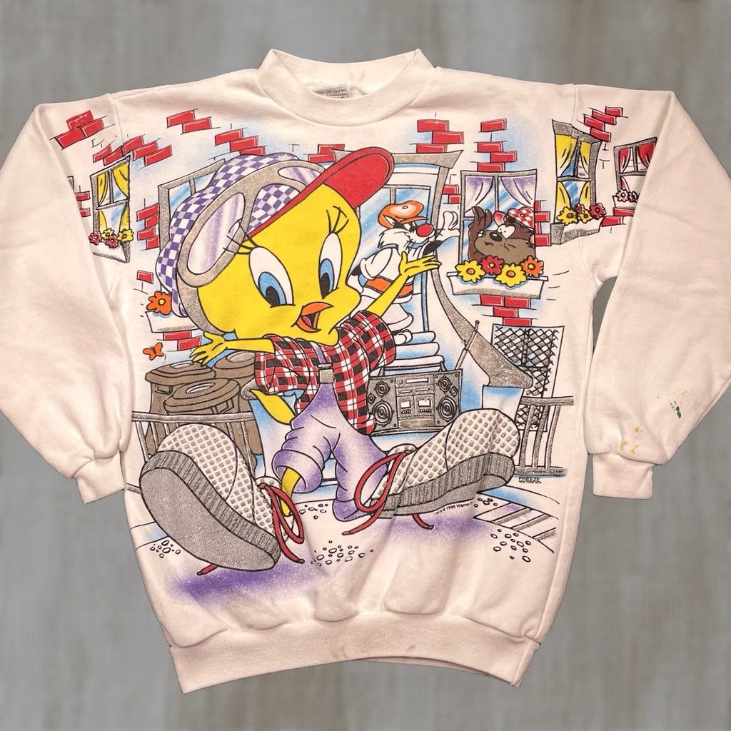 Vintage VINTAGE Looney Tunes Sweatshirt Men Regular Small S White Graphic Print 90s Bugs Bunny Crew Neck Pullover 1996 Size US S / EU 44-46 / 1 - 1 Thumbnail