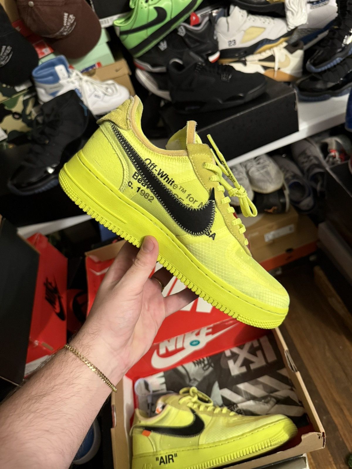 Nike × Off-White Nike off white airforce volt sz 10 Size US 10 / EU 43 - 9 Thumbnail