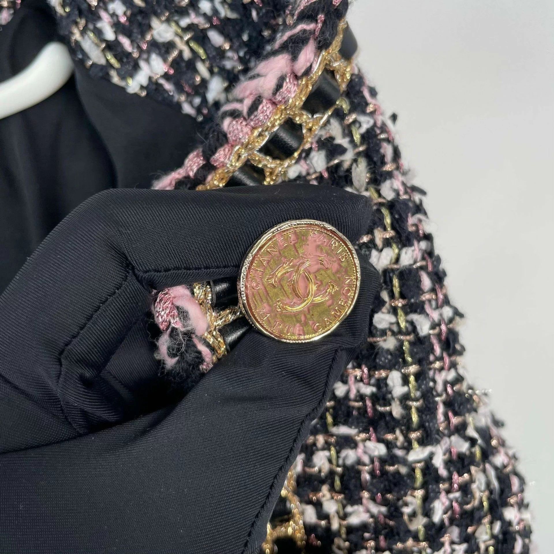 Chanel Chanel tweed knit jacket 38 black Size S / US 4 / IT 40 - 9 Thumbnail
