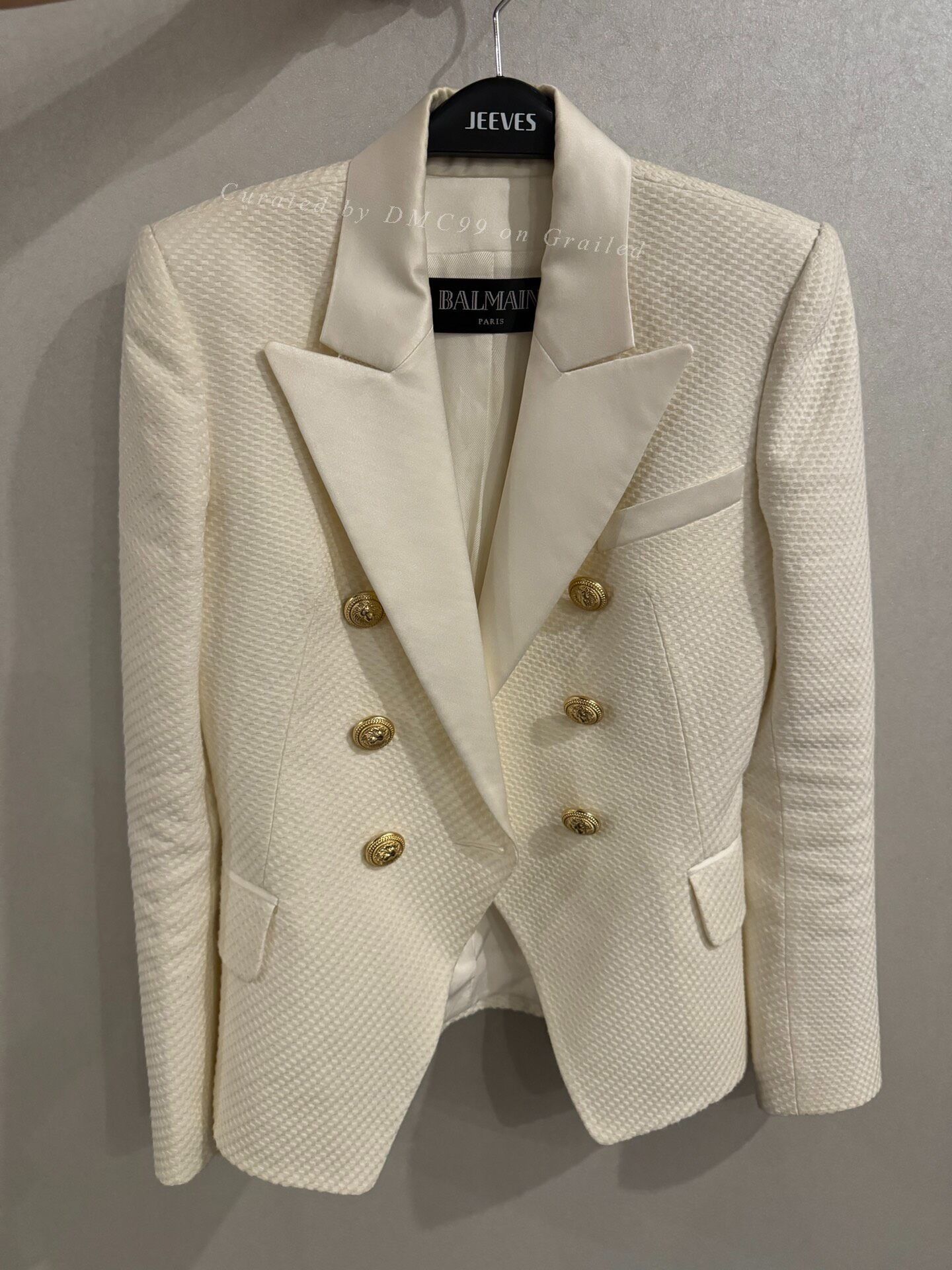 Balmain Balmain Gold Button White Blazer Size XS / US 0-2 / IT 36-38 - 1 Thumbnail