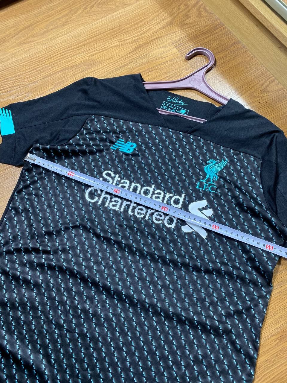 New Balance Vintage New Balance Liverpool Soccer Jersey Football Tee Y2K Size US M / EU 48-50 / 2 - 13 Thumbnail