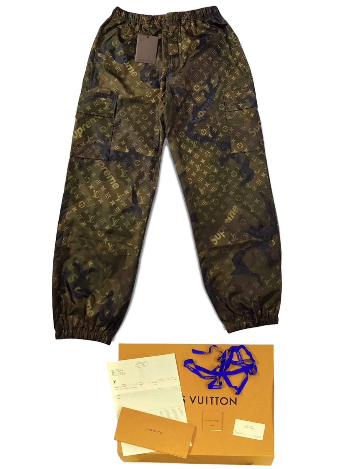 Louis Vuitton × Supreme Louis Vuitton X SUPREME 46 Camouflage Tracker Pants Size US 44 / EU 60 - 1 Thumbnail