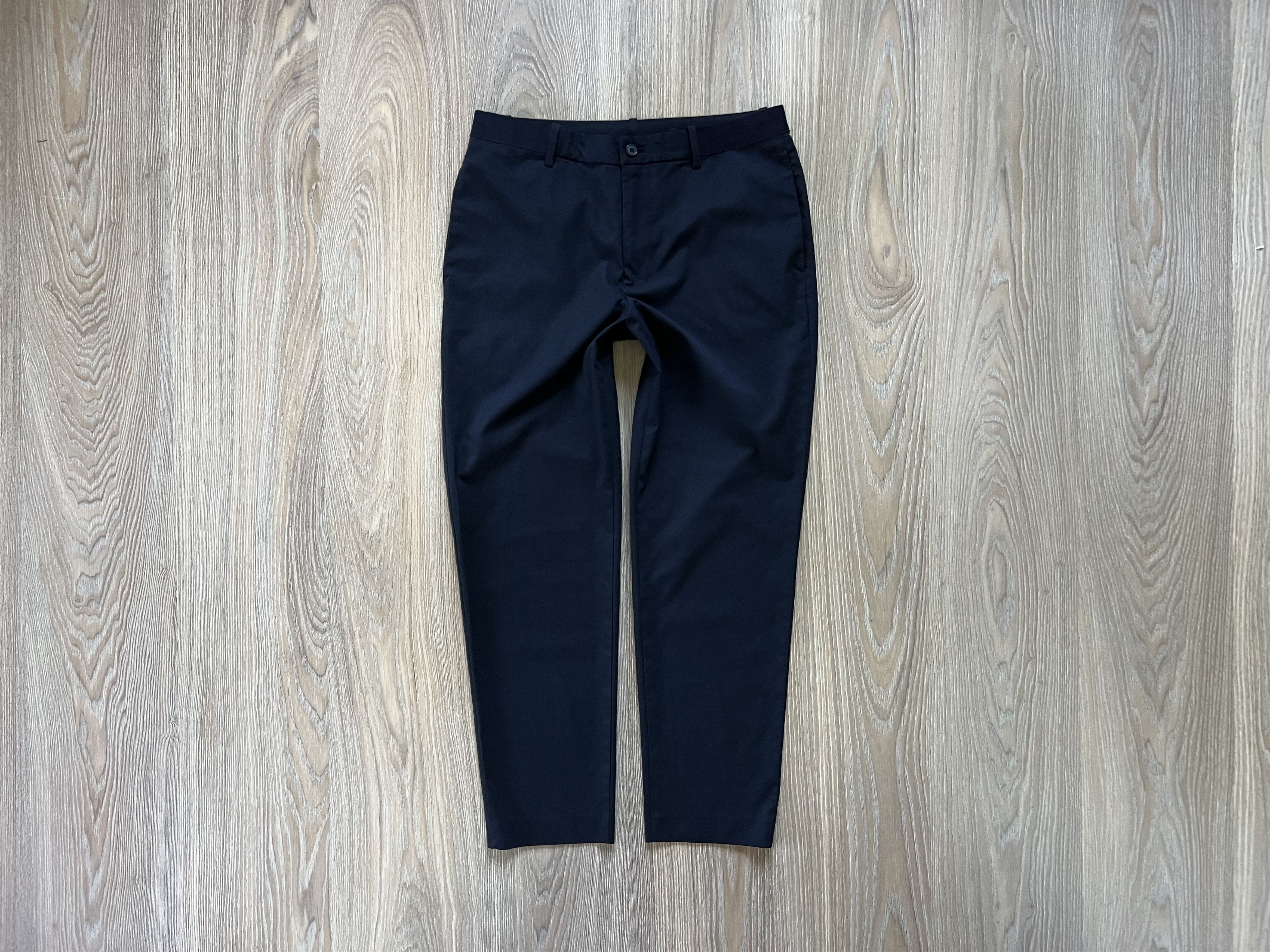 image of Uniqlo Mens Sretch Classic Pants Trousers in Dark Blue (Size 30)