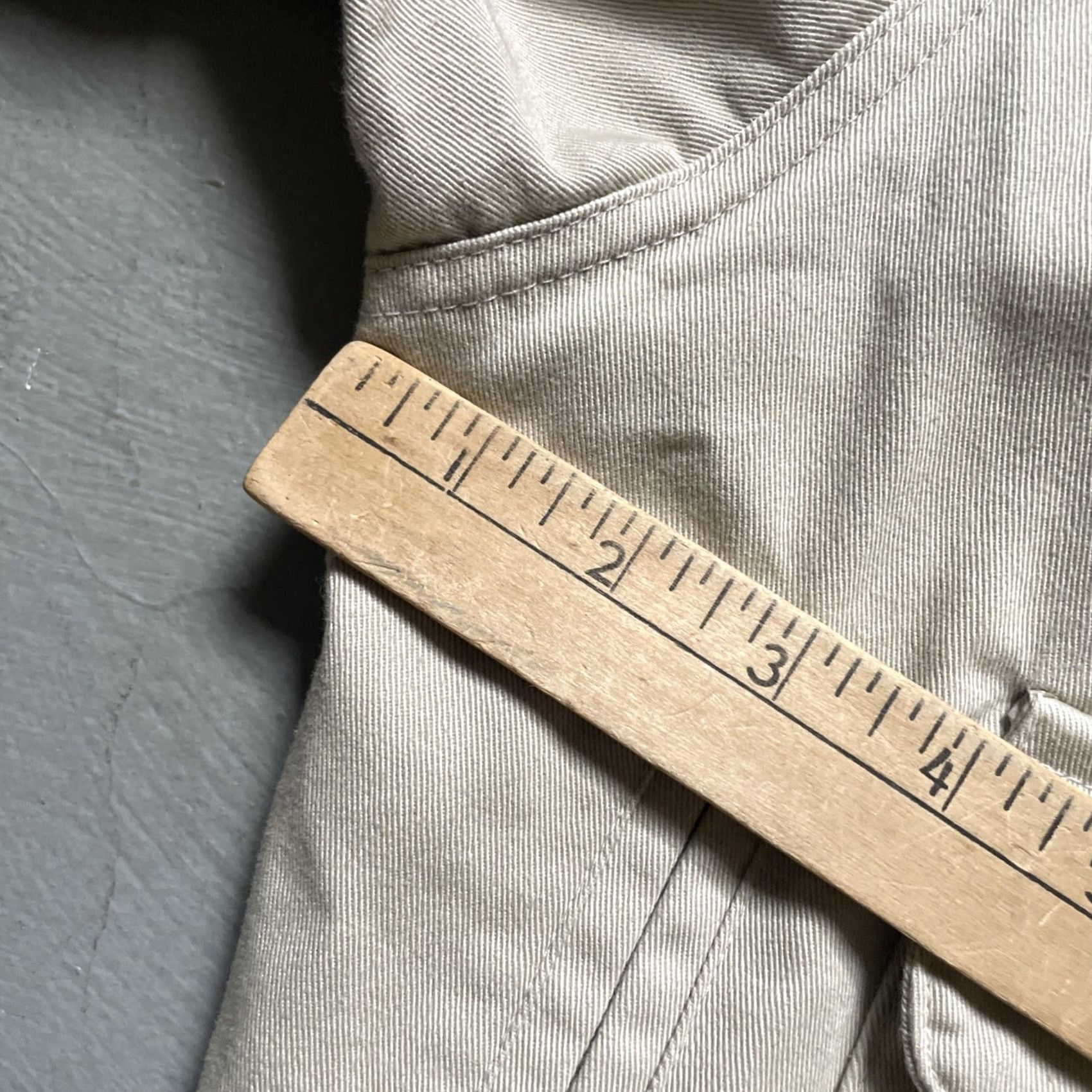Avirex VINTAGE Avirex A-2 Flight Jacket Bomber Cotton Leather Military Made In USA L Jacket Mens Beige US Theme USA Leather Features Size US L / EU 52-54 / 3 - 2 Thumbnail