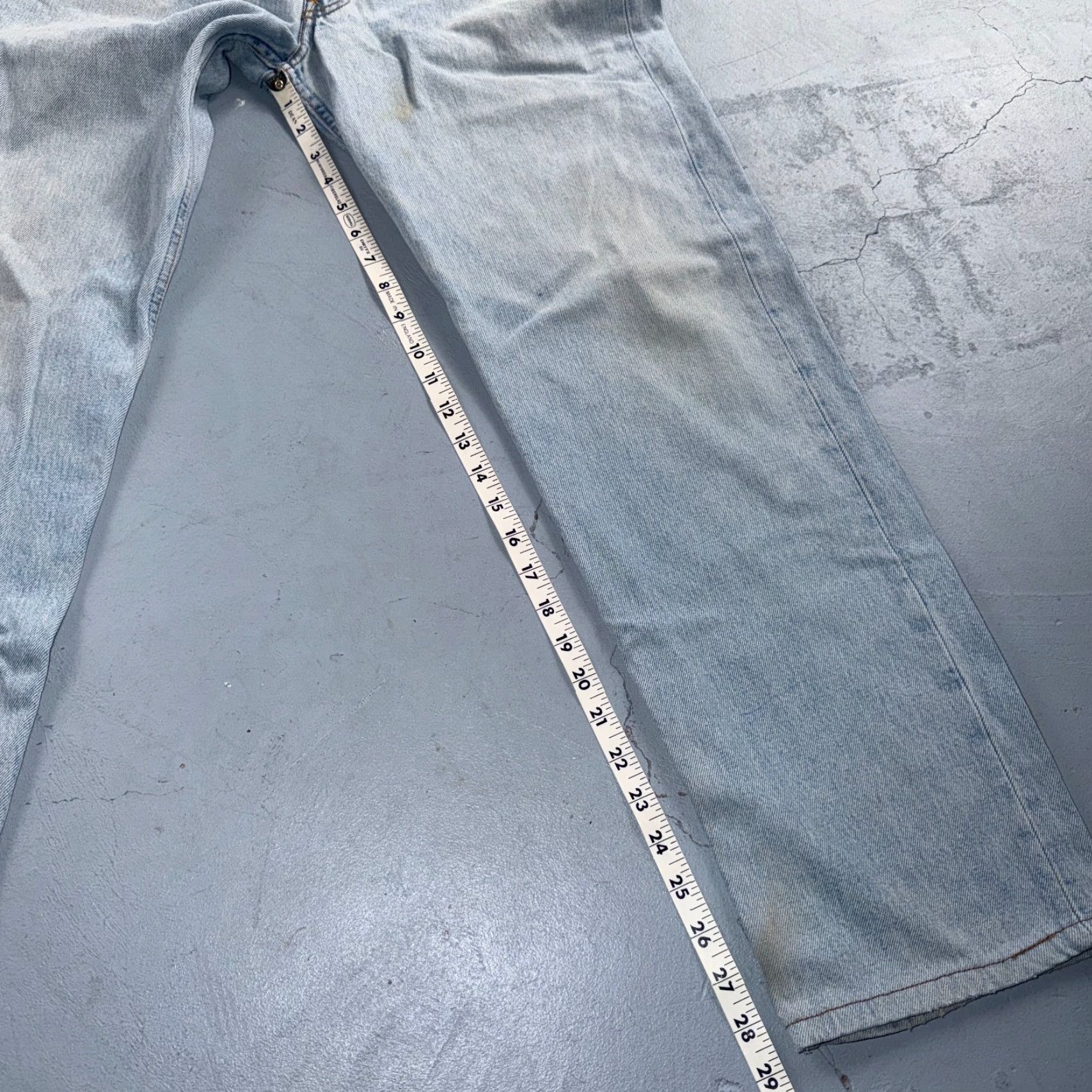 Levi's VINTAGE Levi's 501 Jeans Straight Blue Light Wash 34x36 90s 501 Series Men Jeans 5-Pocket Denim Size US 34 / EU 50 - 6 Thumbnail
