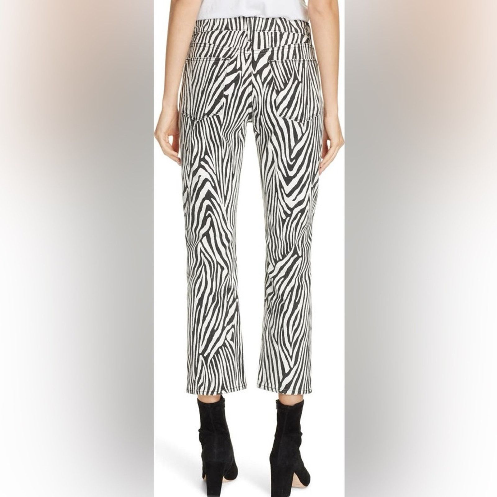 Frame NWT Frame Le High Straight Zebra Crop Jeans size 28 Size 28" / US 6 / IT 42 - 3 Thumbnail