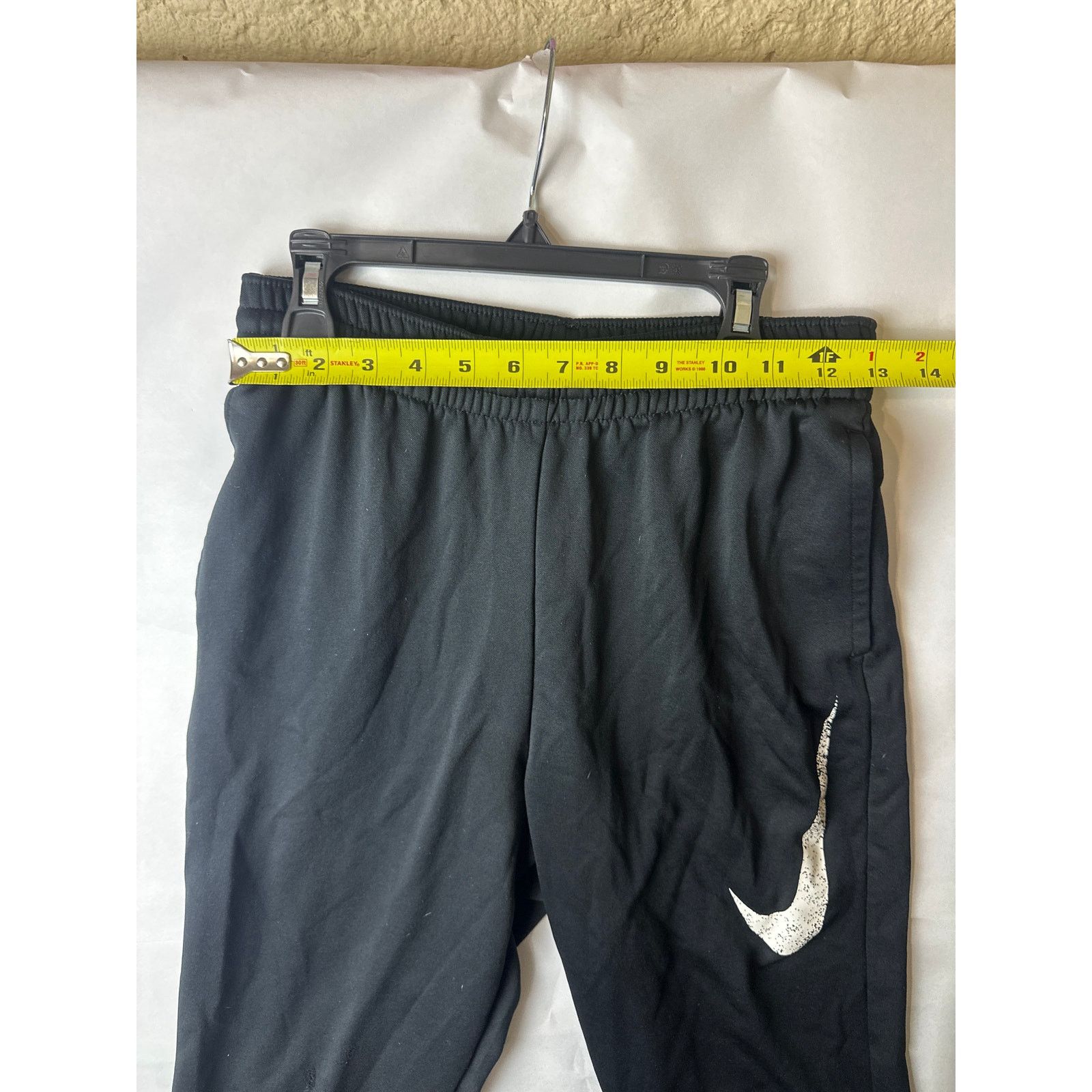 Nike Nike Boys Unisex Black Dri Fit Track Pants Size XLarge Size US 39 - 5 Thumbnail