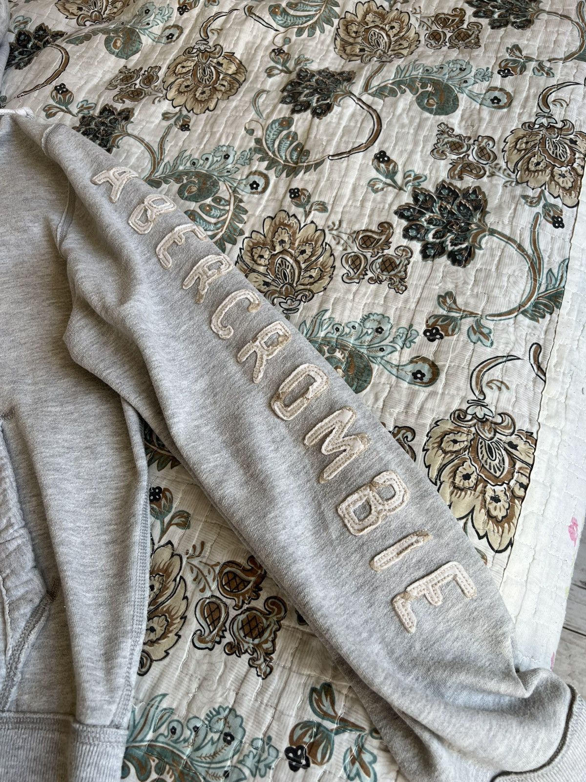 Abercrombie & Fitch Crazy Vintage Abercrombie & Fitch Faux Fur Zip Hoodie Japan Size US M / EU 48-50 / 2 - 7 Thumbnail