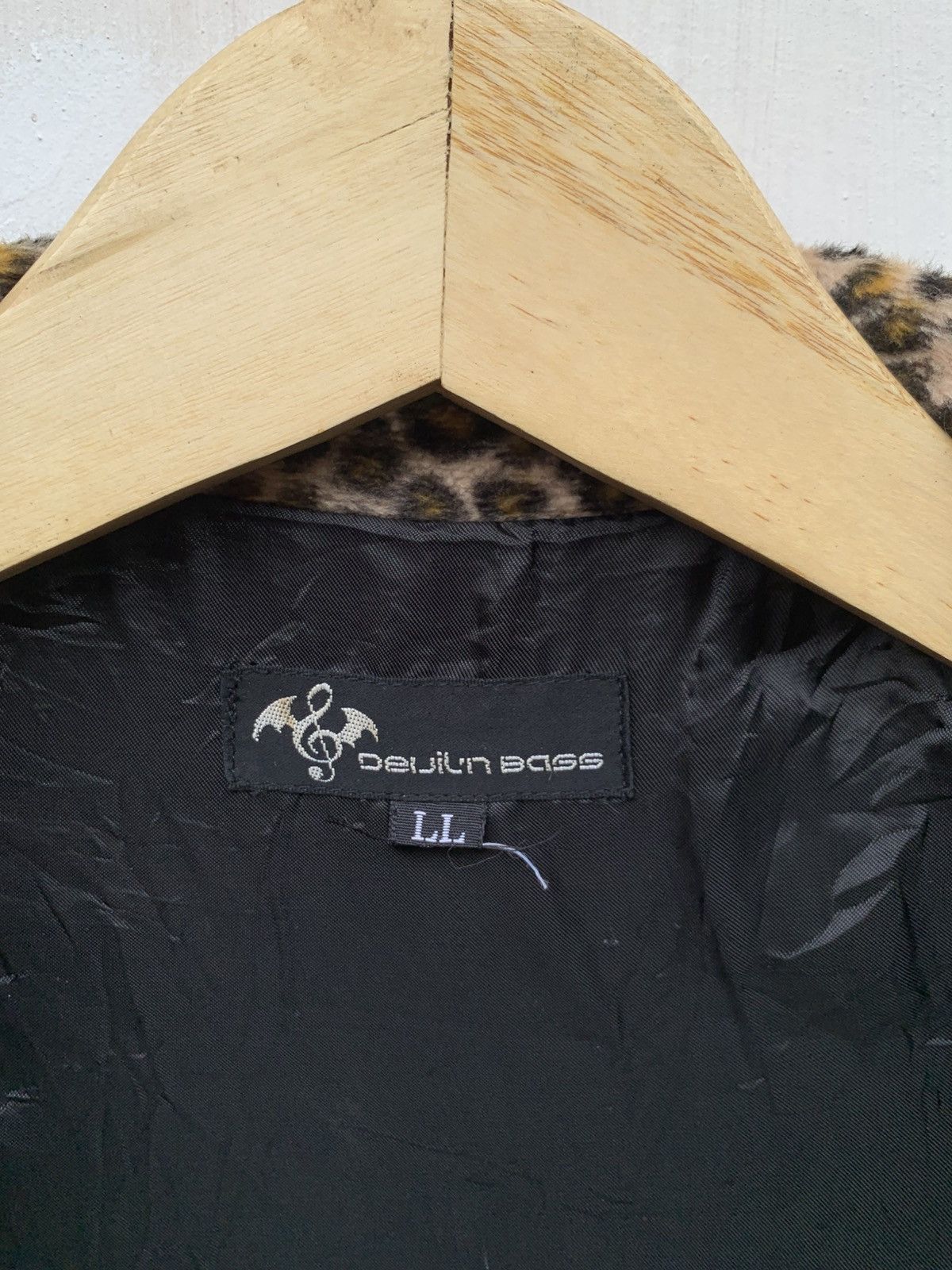 Vintage Vintage devil n bass leopard perfecto motorcycle jacket Size US L / EU 52-54 / 3 - 10 Thumbnail