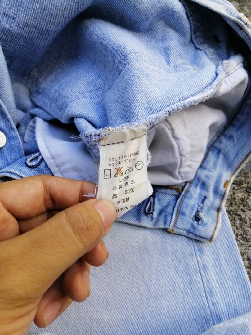 Levi's × Levi's Vintage Clothing × Vintage Vintage Levi's 501xx Fly Button Distressed Denim Jeans Size US 29 - 3 Thumbnail