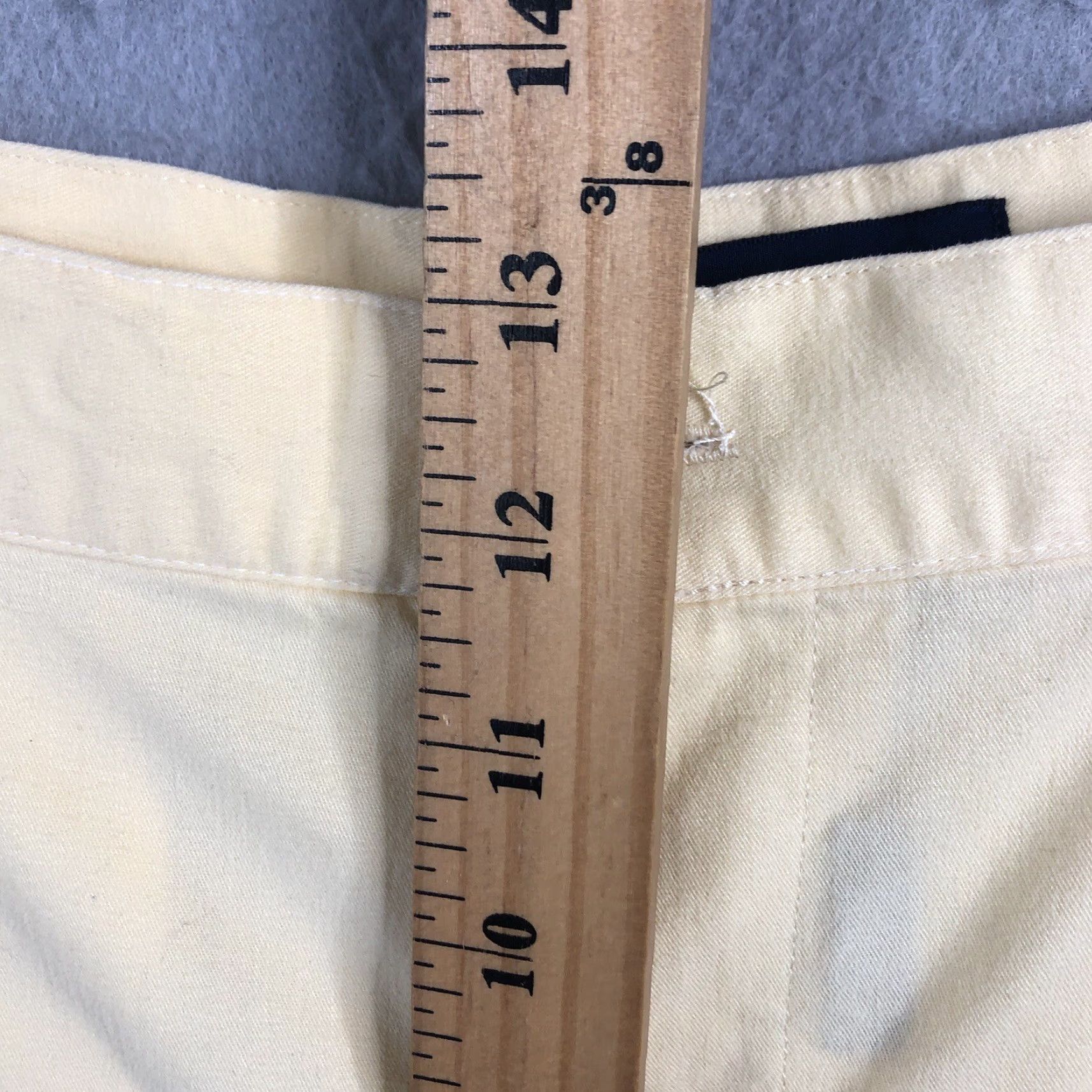 Ralph Lauren Ralph Lauren Golf Shorts Womens 10 Pale Yellow 100% Cotton Chino 5-Pocket Classic Waist 31in Lightweight Breathable Vintage Preppy Casual Size 32" / US 10 / IT 46 - 6 Thumbnail