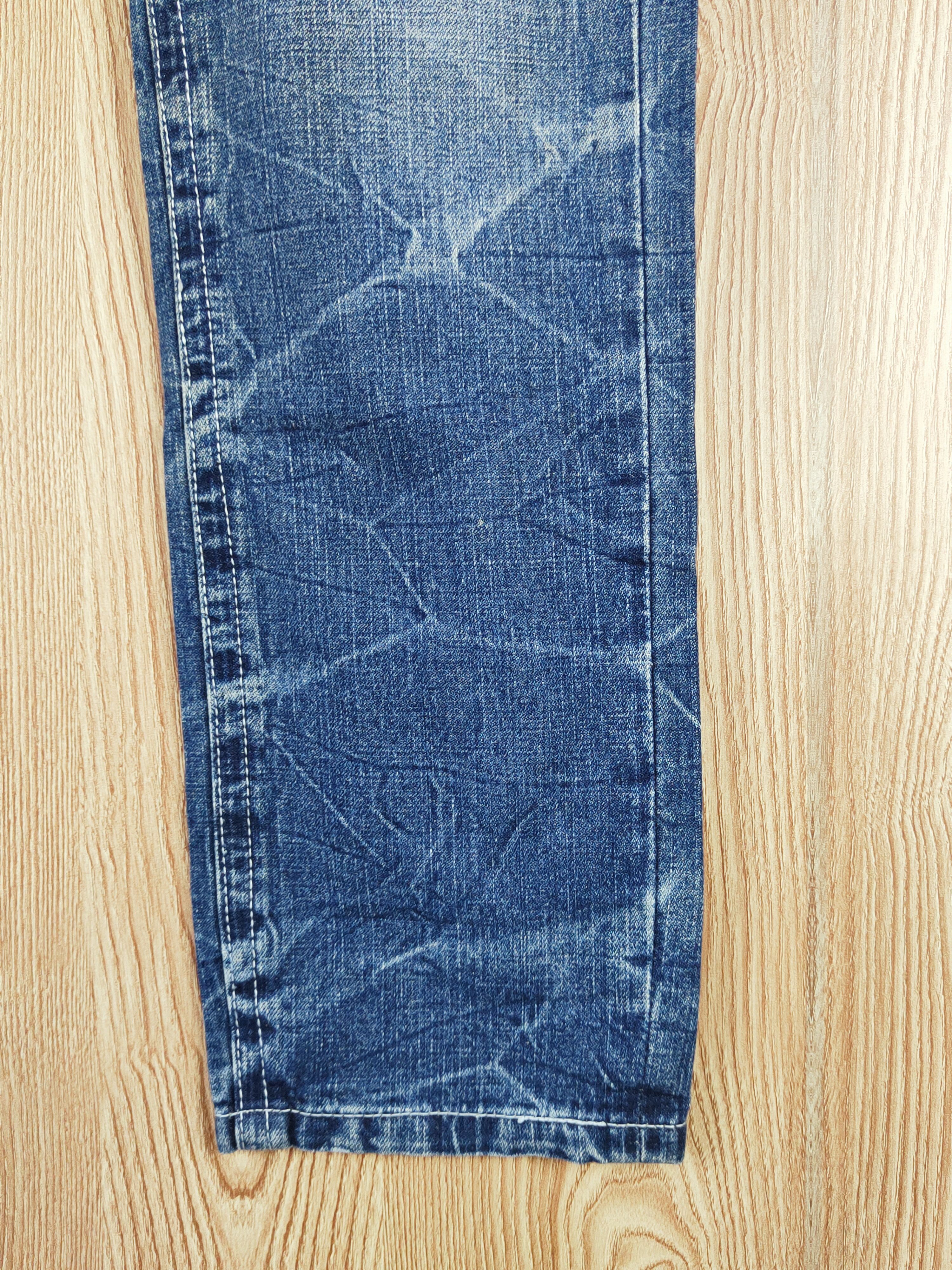Japanese Brand Japanese Brand Dark Blue Distressed Ripped Jeans #S2769 Size US 29 - 6 Thumbnail