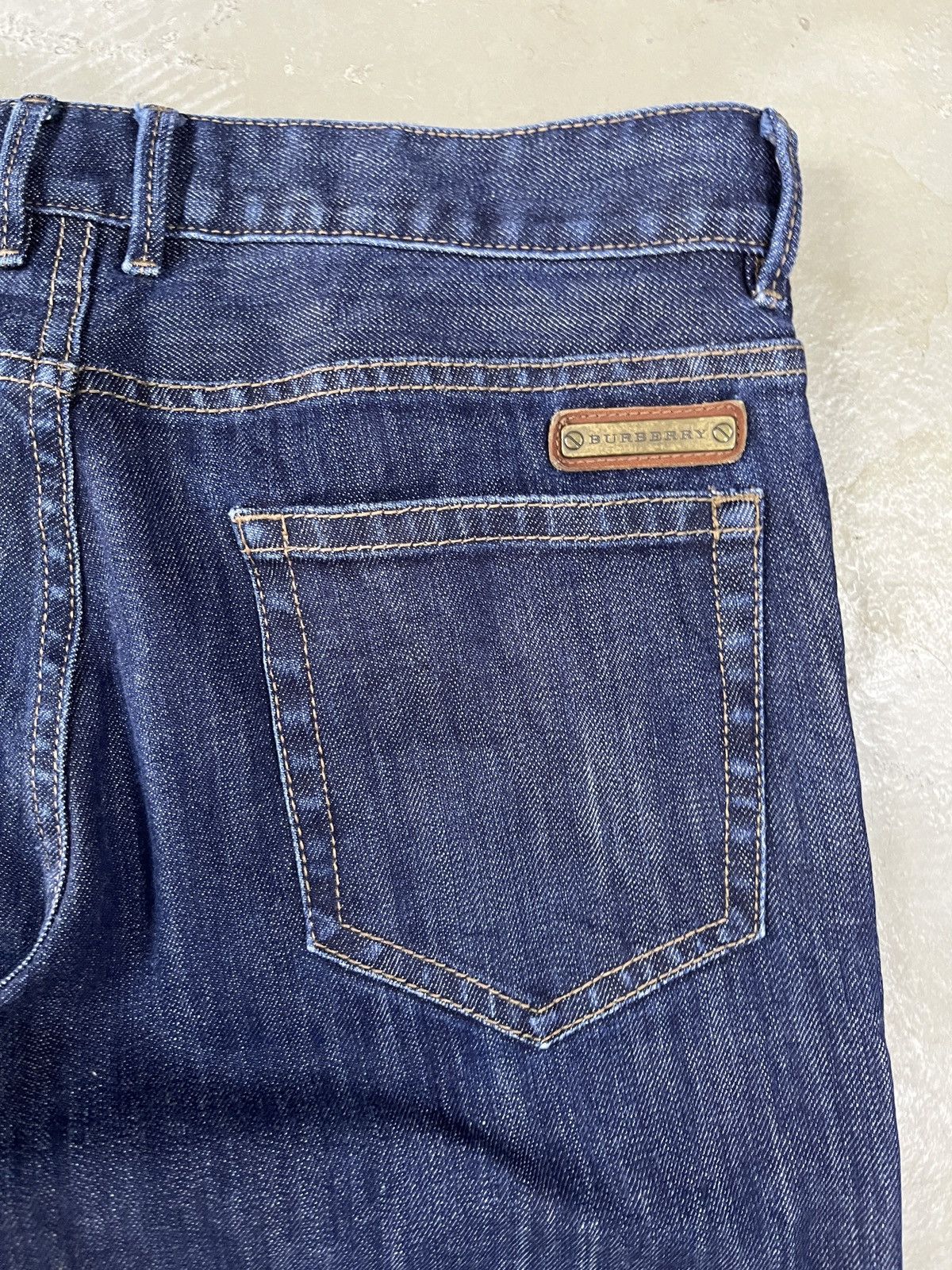 Burberry Burberry BRIT Non Selvedge Indigo Denim Straight Cut Jeans Size US 32 / EU 48 - 14 Thumbnail