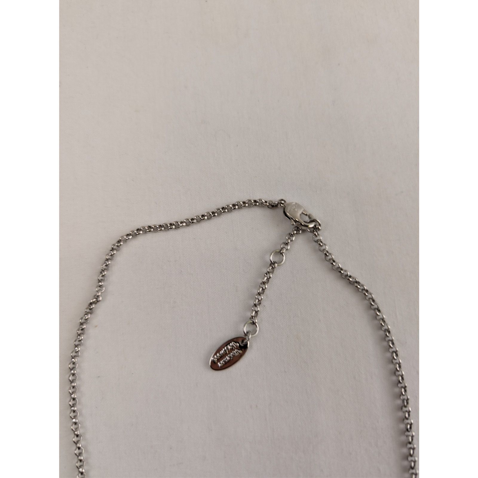 Vivienne Westwood o1rshd1 unisex Neil Mini Bas Relief Pendant Necklace Brass Size ONE SIZE - 4 Thumbnail