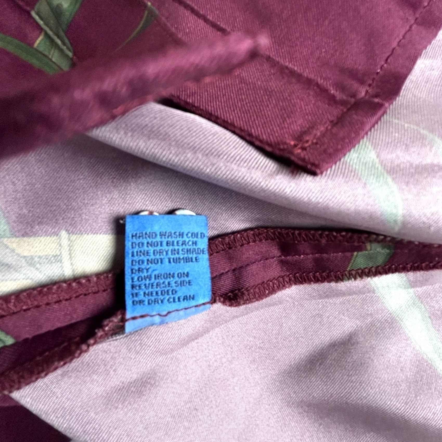 J.McLaughlin J.McLaughlin Women Button Up Long Sleeve Silk Blend Denver Blouse Small Burgundy Size S / US 4 / IT 40 - 5 Thumbnail