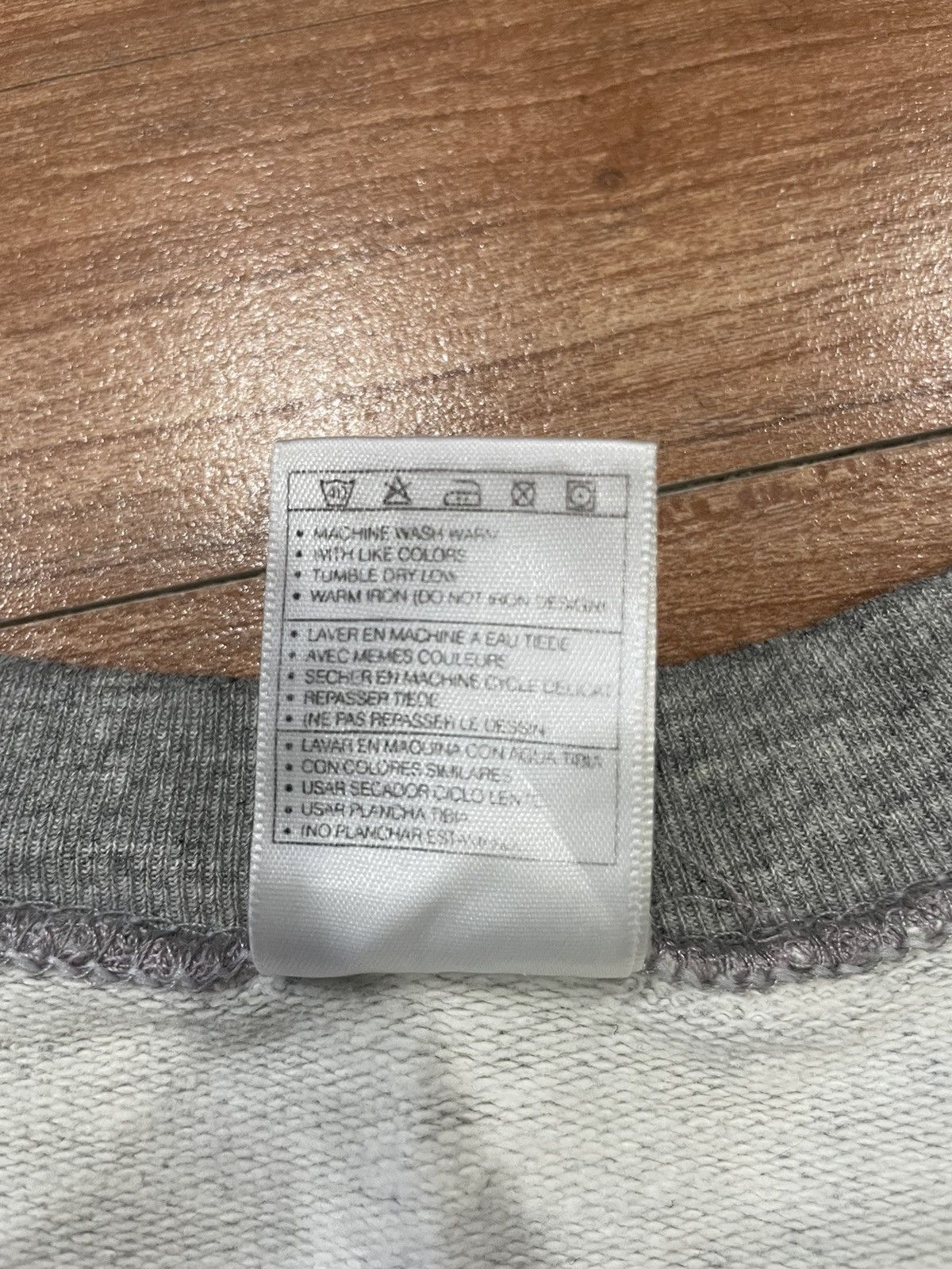 Nike Vintage Nike Grey Tag Size US M / EU 48-50 / 2 - 6 Thumbnail