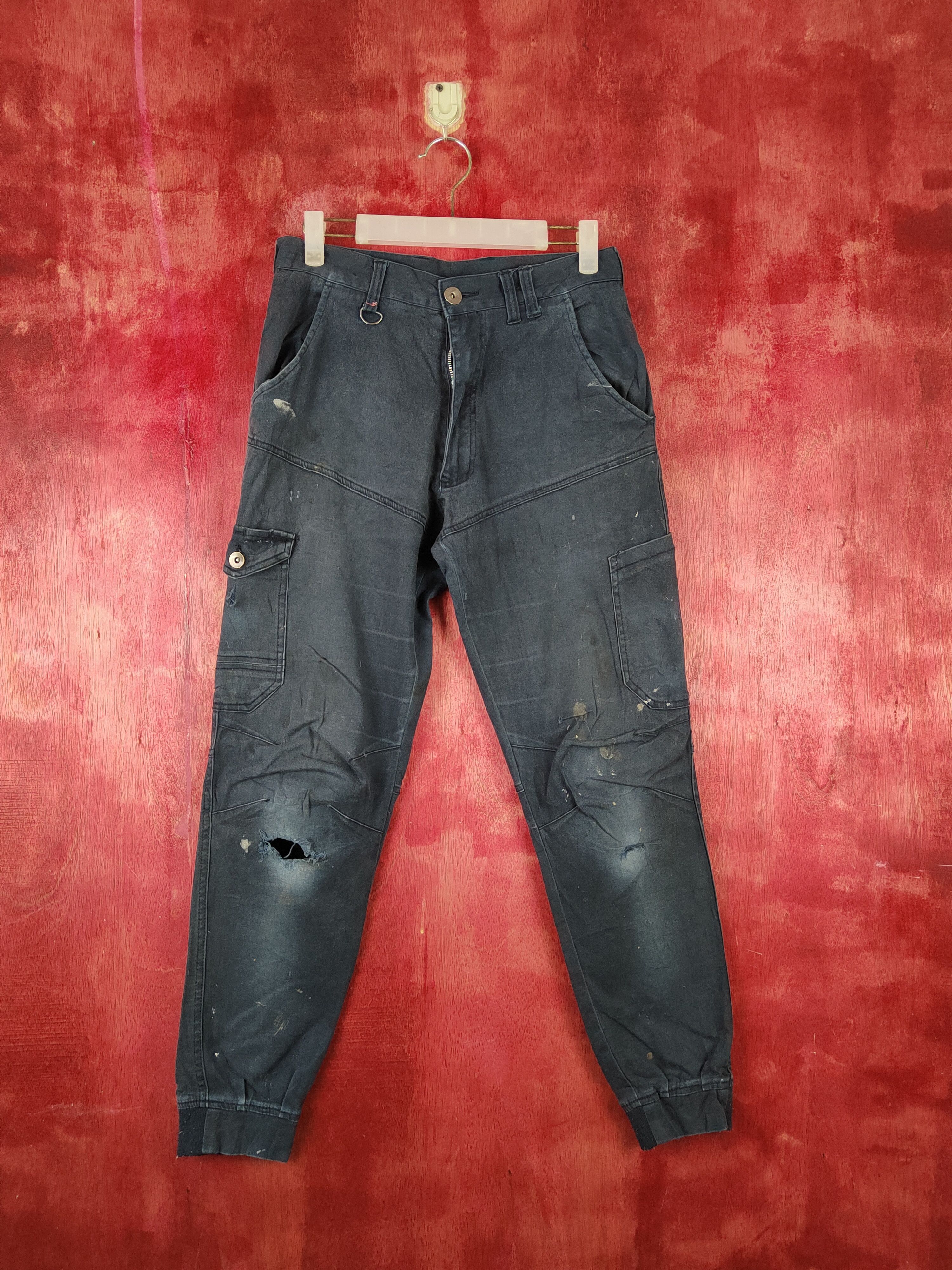 Japanese Brand Japanese Brand Dark Blue Multipocket Jogger Pants #S1272 Size US 29 - 1 Thumbnail