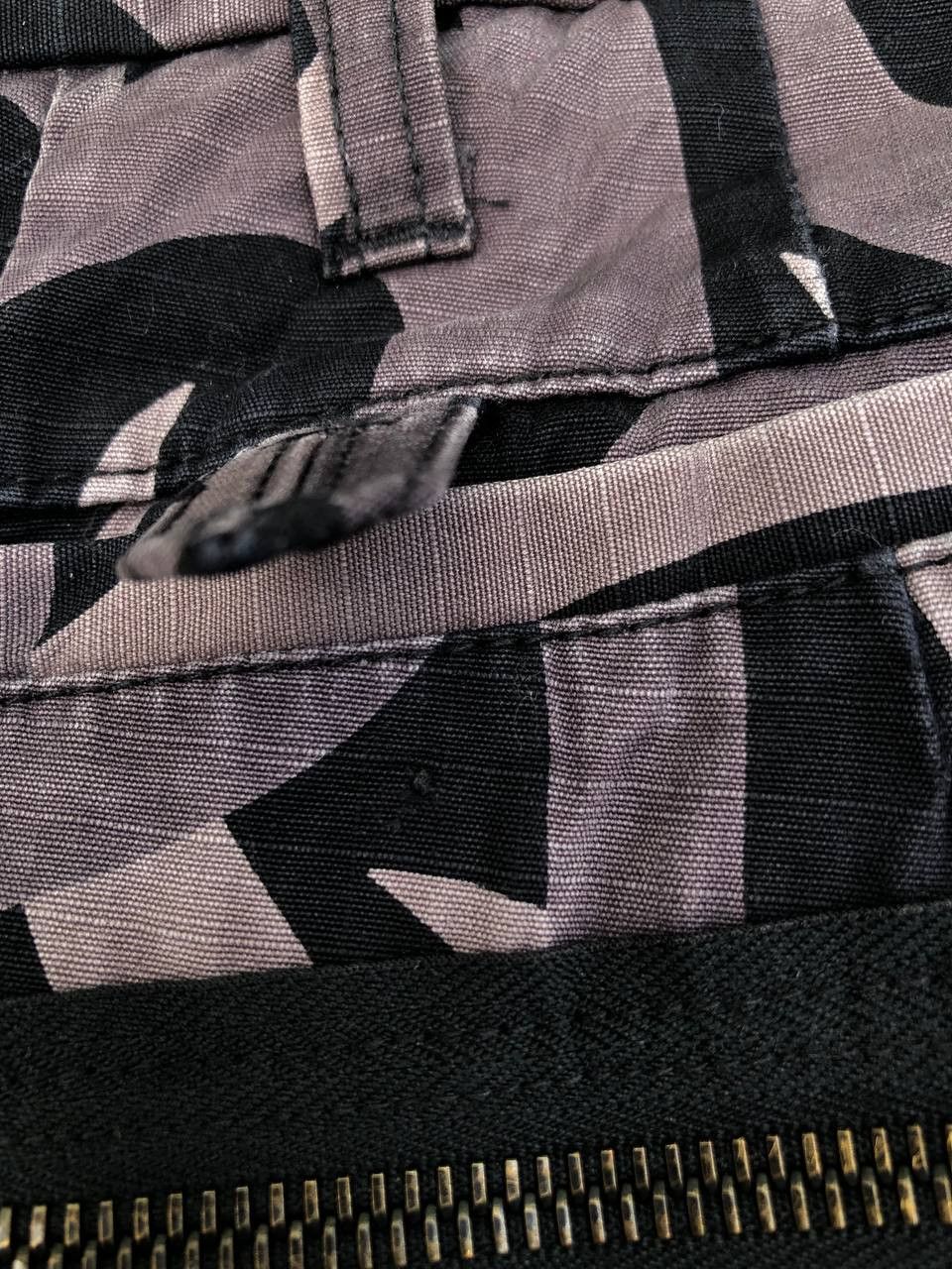 Number (N)ine Number (N)ine Tribal Heart Camo AW04 Cargo
