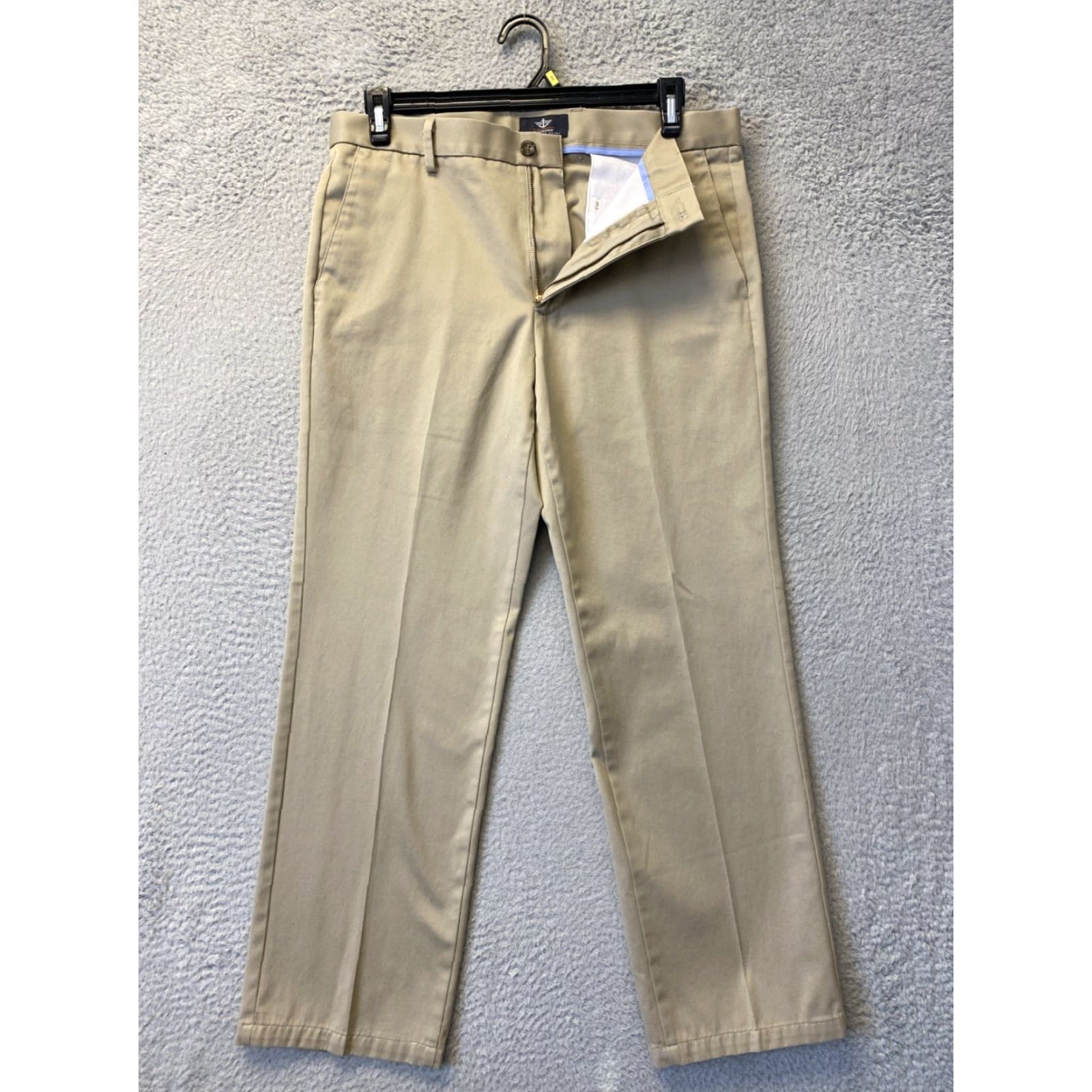 Dockers VINTAGE Dockers Men's Pants Chino Straight Fit Workday Khaki Size 34 Waist 30 In Cotton Men Size US 34 / EU 50 - 2 Thumbnail