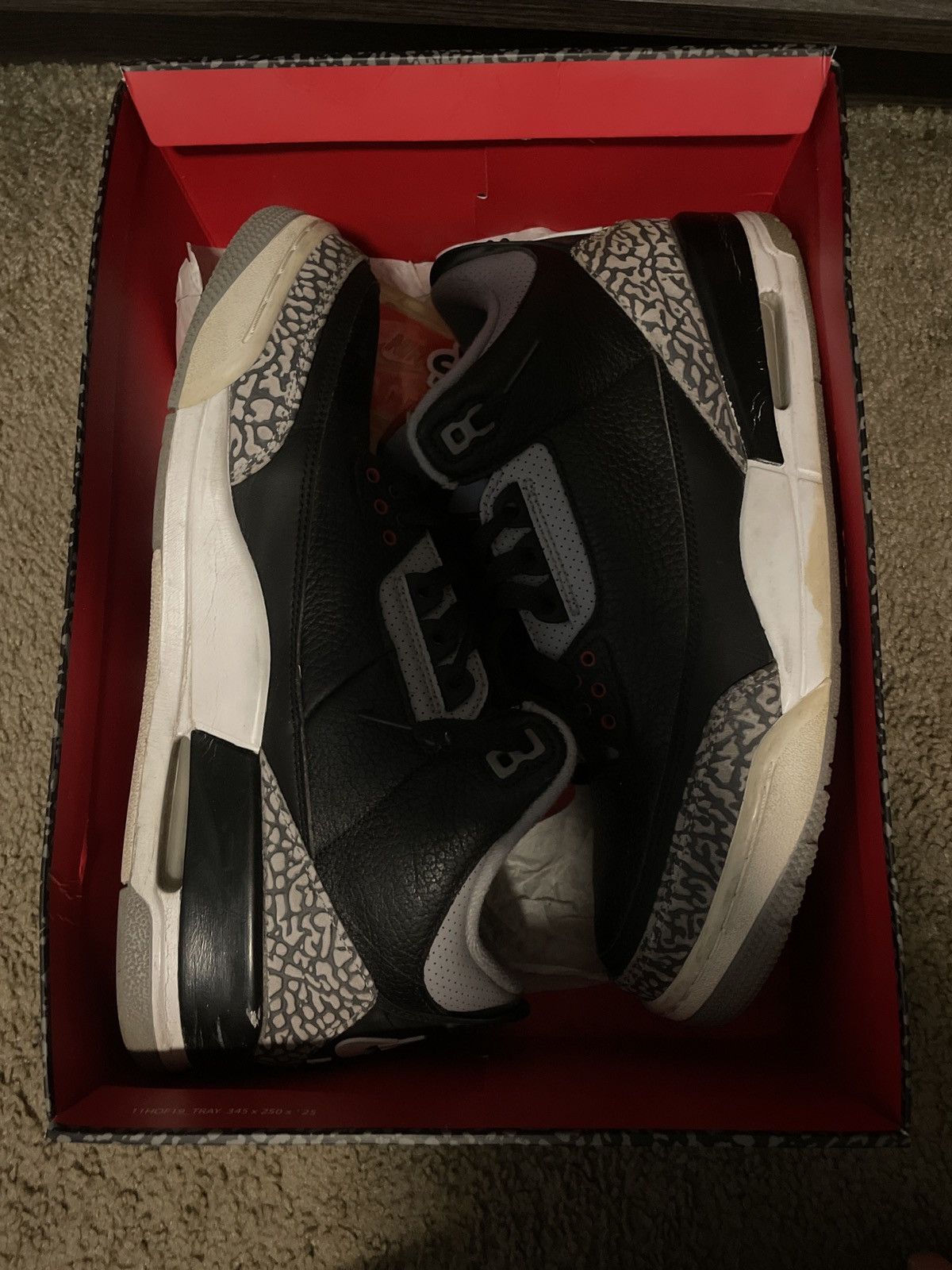 Jordan Brand × Nike Air Jordan 3 Retro OG ‘Black’ Cement 2018 Size US 12 / EU 45 - 4 Thumbnail