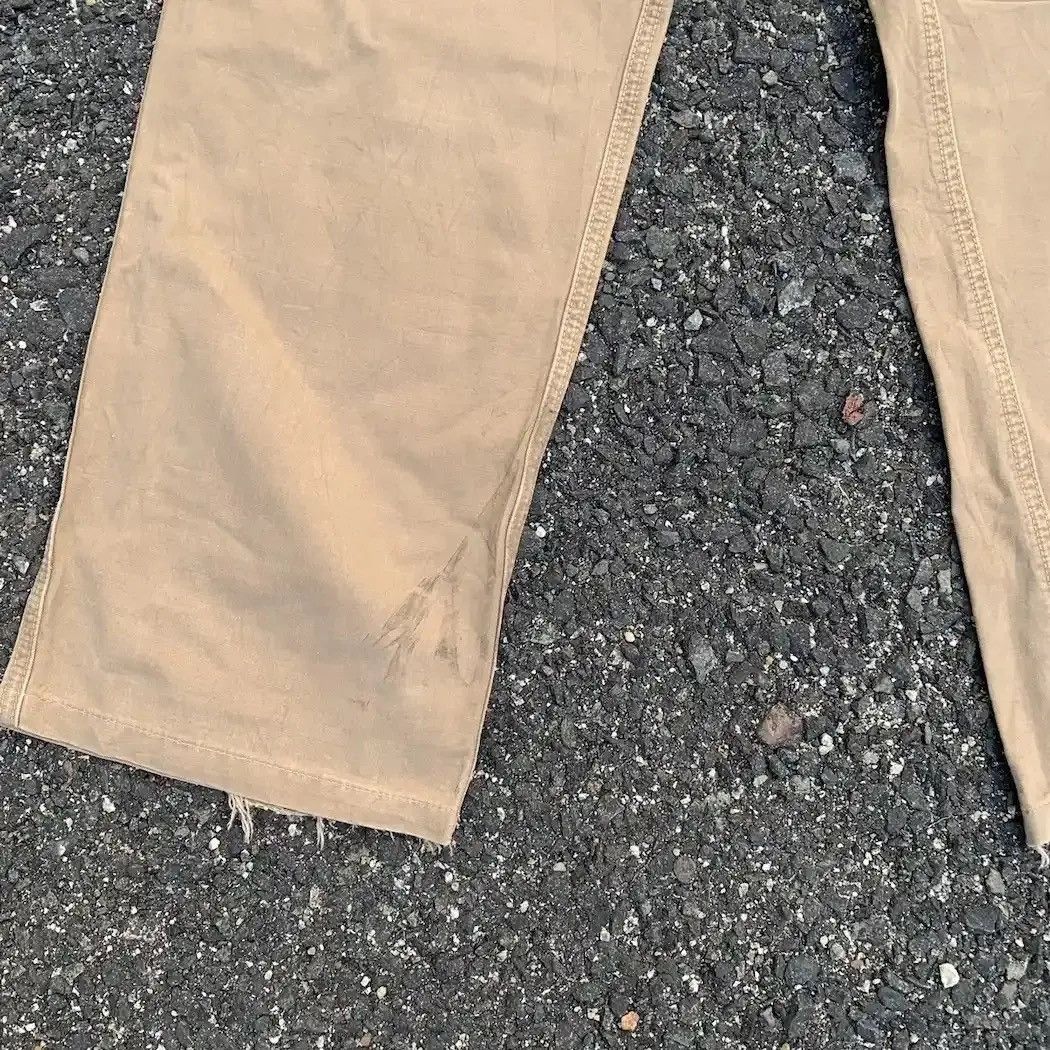 Levi's Vintage Clothing Levi’s Utility Faded Tactical Cargo Levis Easy Pants Size US 30 / EU 46 - 5 Thumbnail