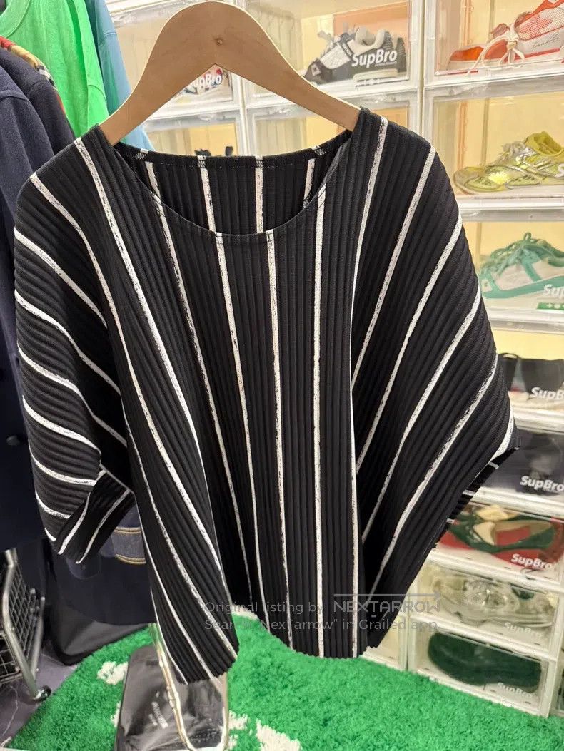 Issey Miyake Issey Miyake Pleated Striped Short Sleeve Size US M / EU 48-50 / 2 - 6 Thumbnail